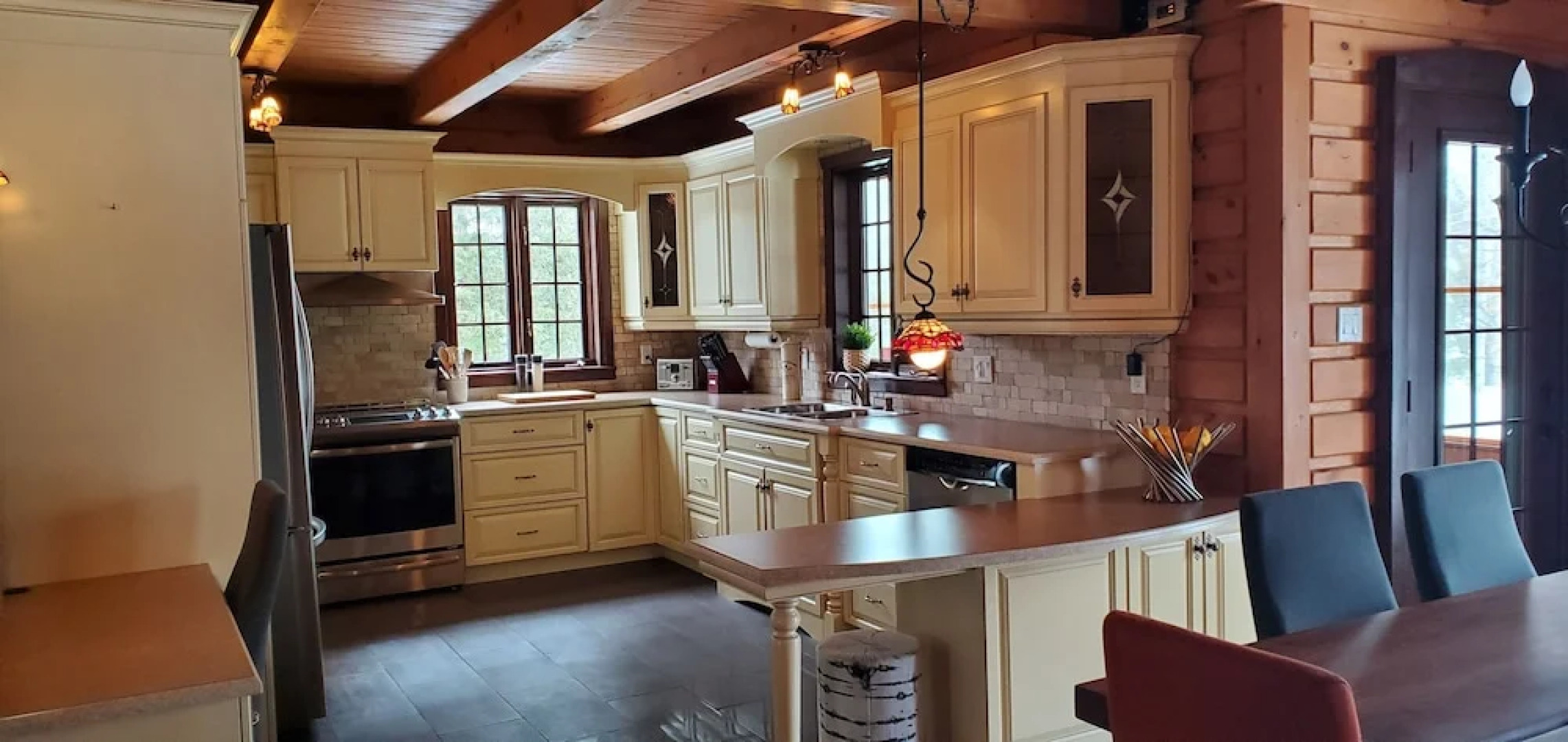 Chalet Grandes-piles St-maurice, Quai Privé