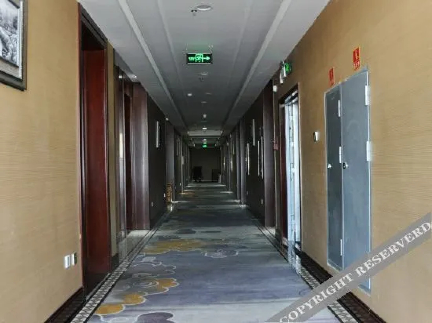 Super 8 Collection Hotel (Fukang Zhunge'er Road)