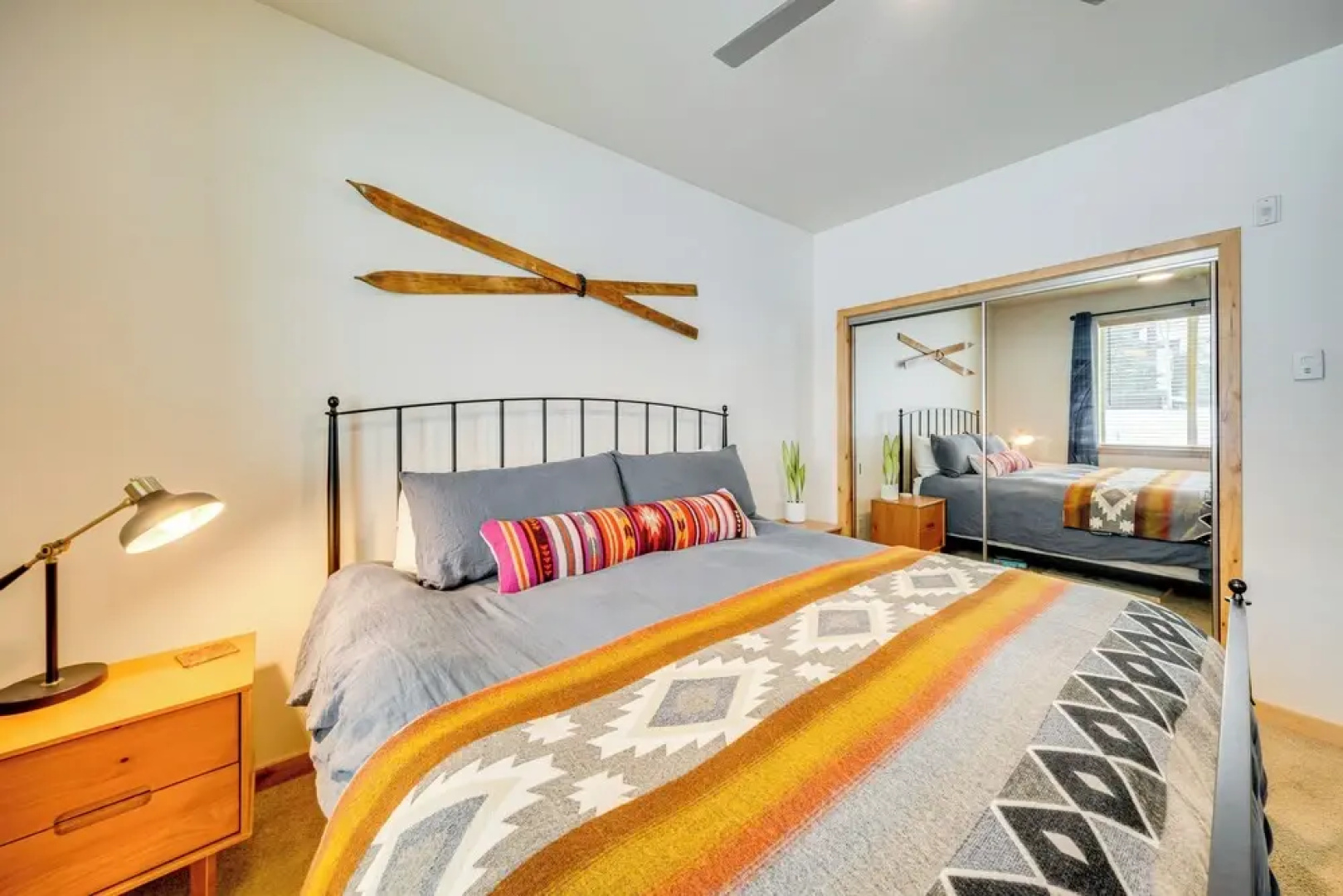 Downtown WP Condo w/ Pool: Steps to Concert Venue!