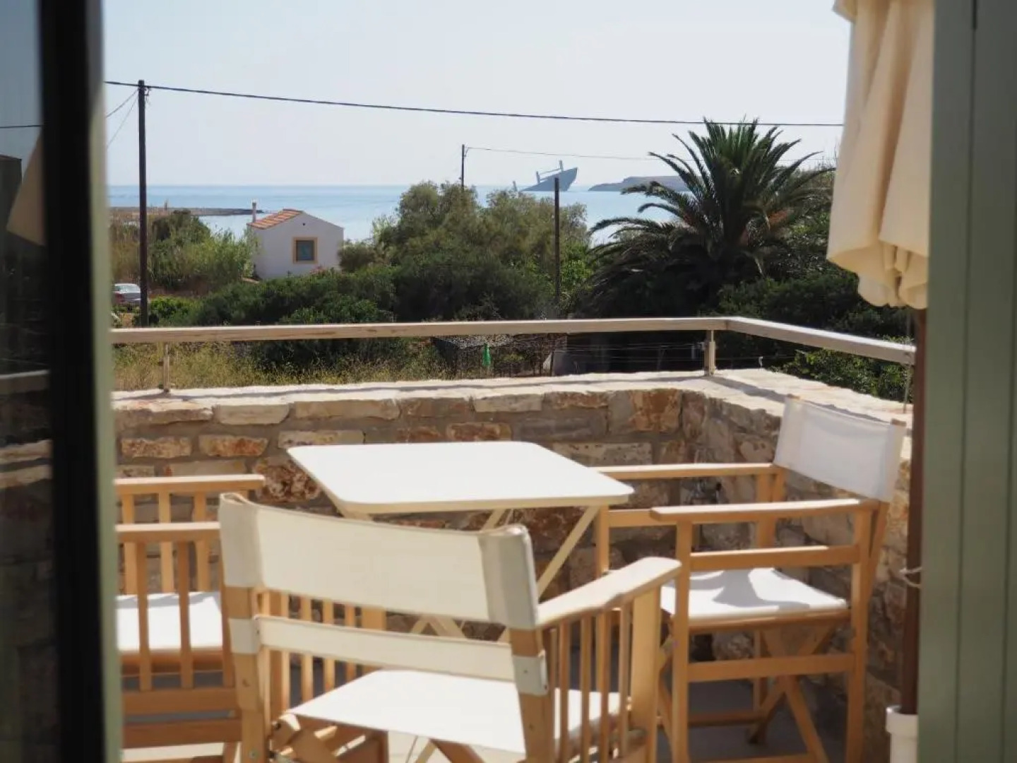 Skinammos studios,suites