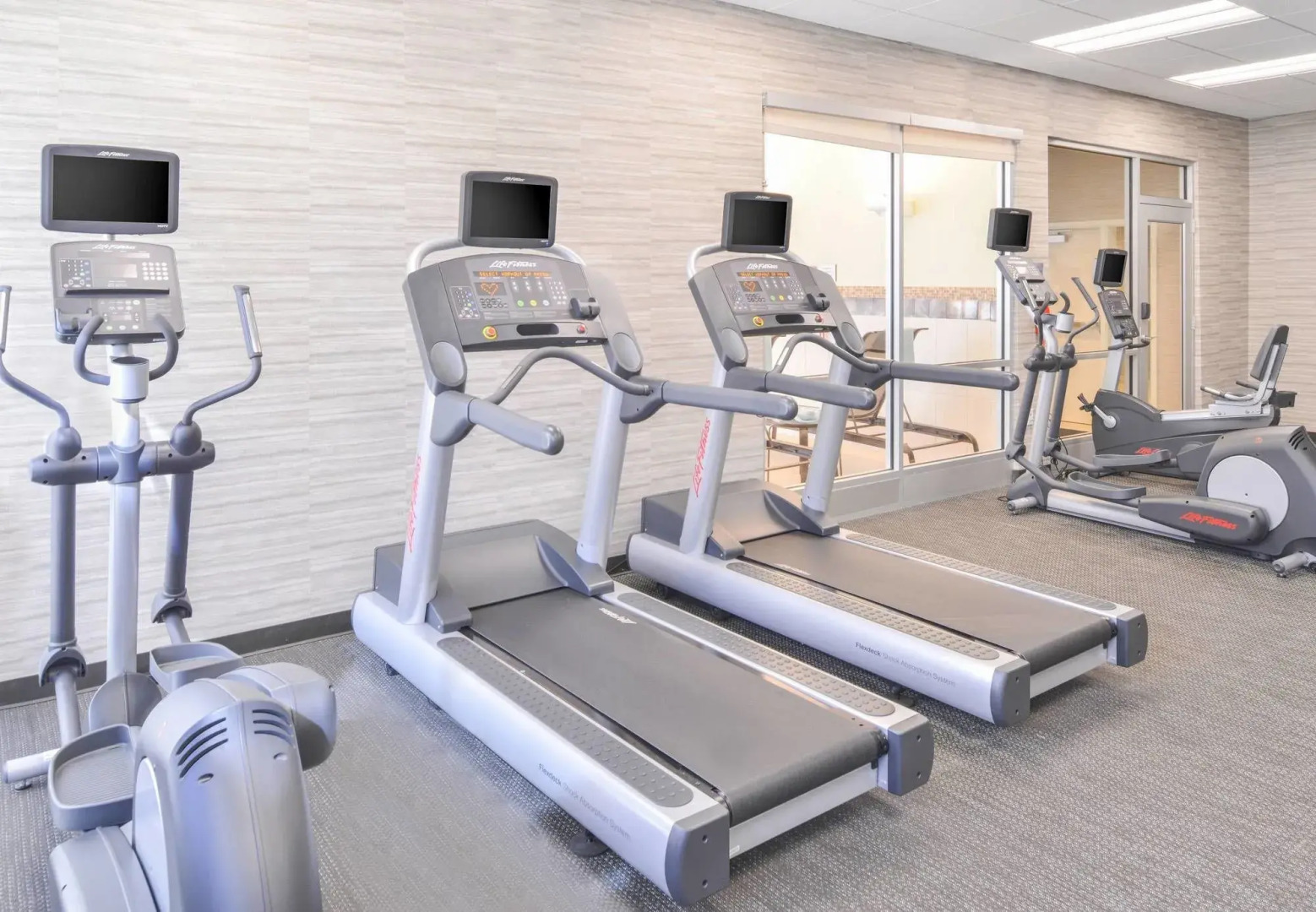 Courtyard Columbus Grove City