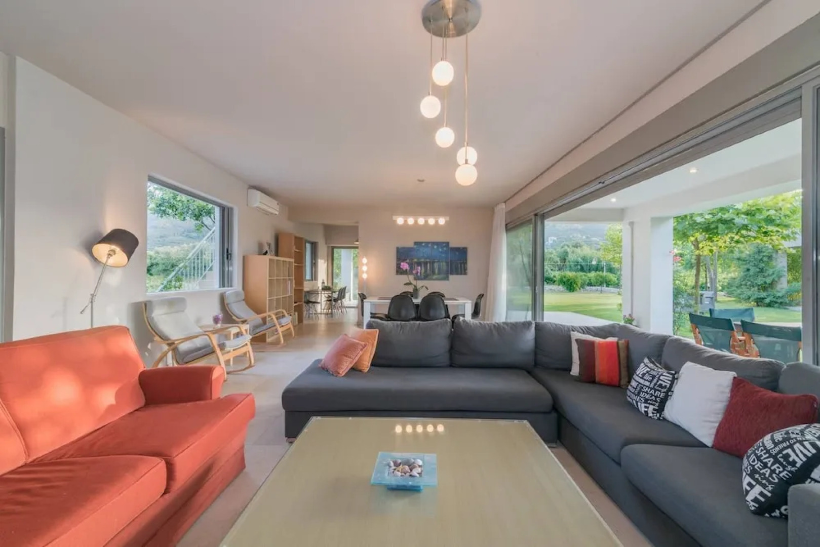 Villa Verano - Spacious 5-bedroom 5-bathroom Villa