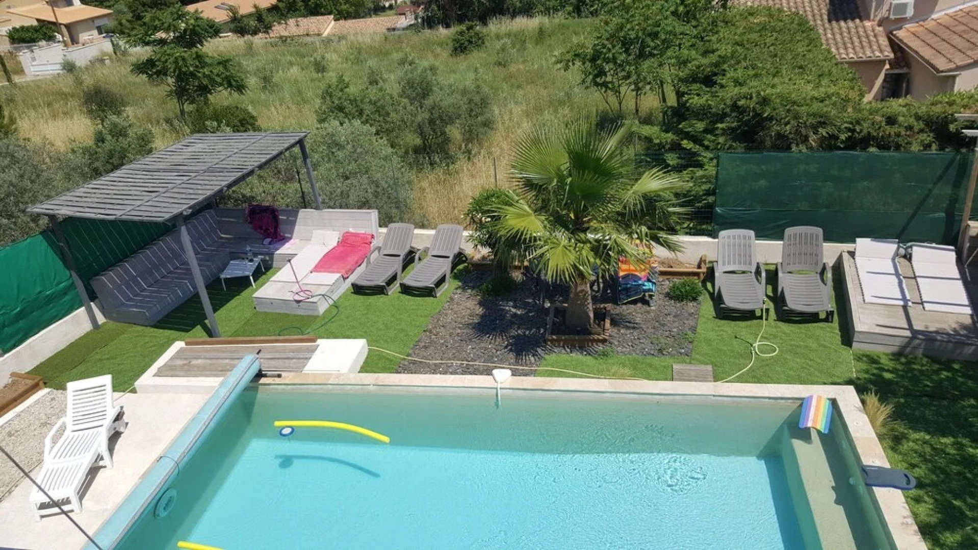 Appartements dans villa moderne