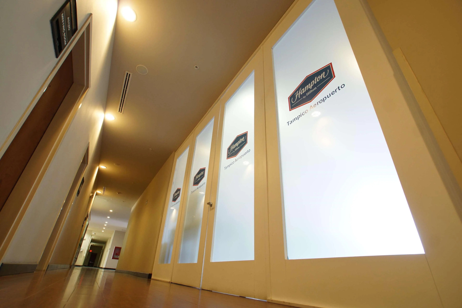 Hampton Inn by Hilton Tampico Aeropuerto