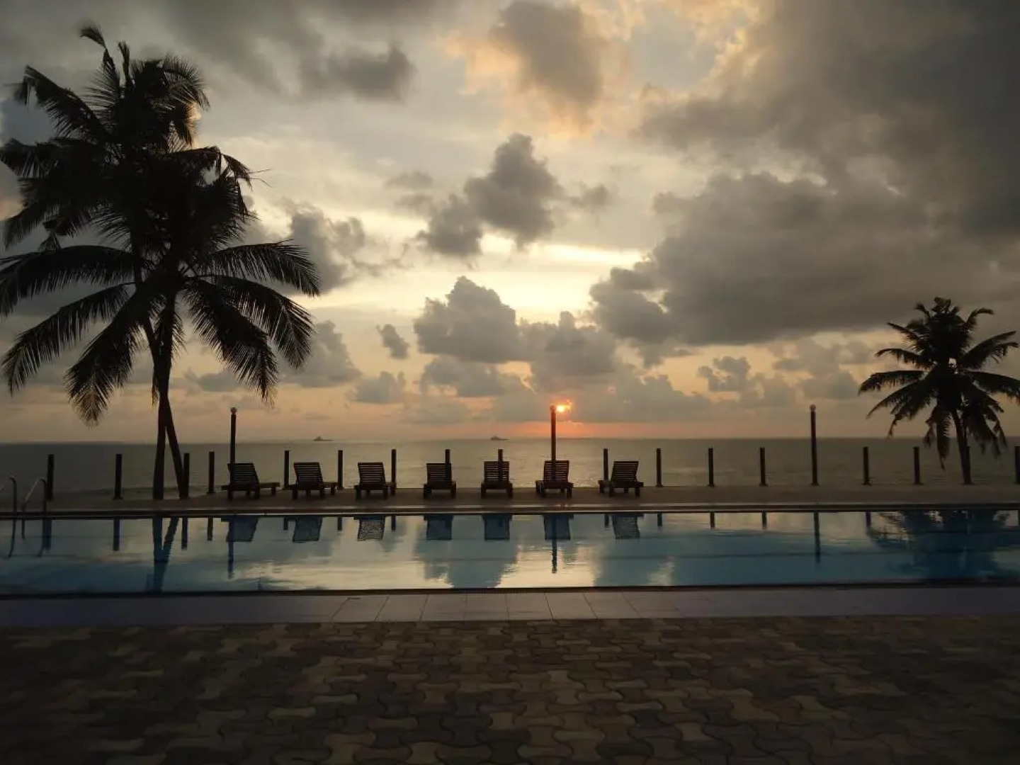 New Ocean Hill Hotel