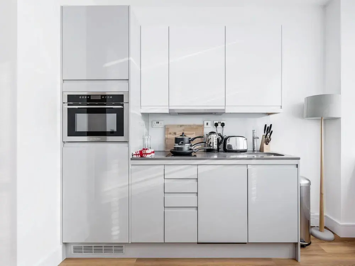 Attractive Atria Apartments