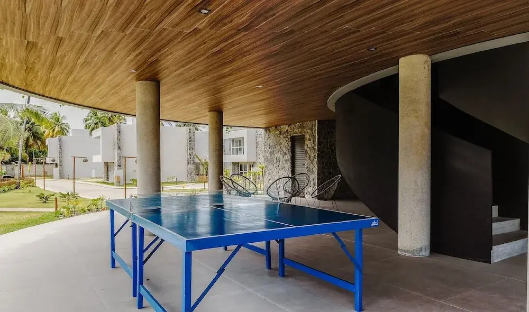 House With Pool at Praia do Marceneiro Nluh0008