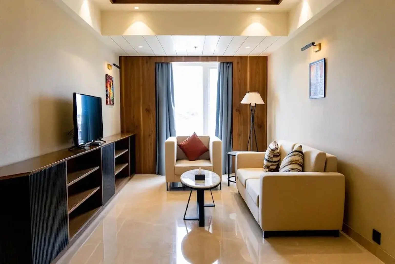 Hotel Avinash International