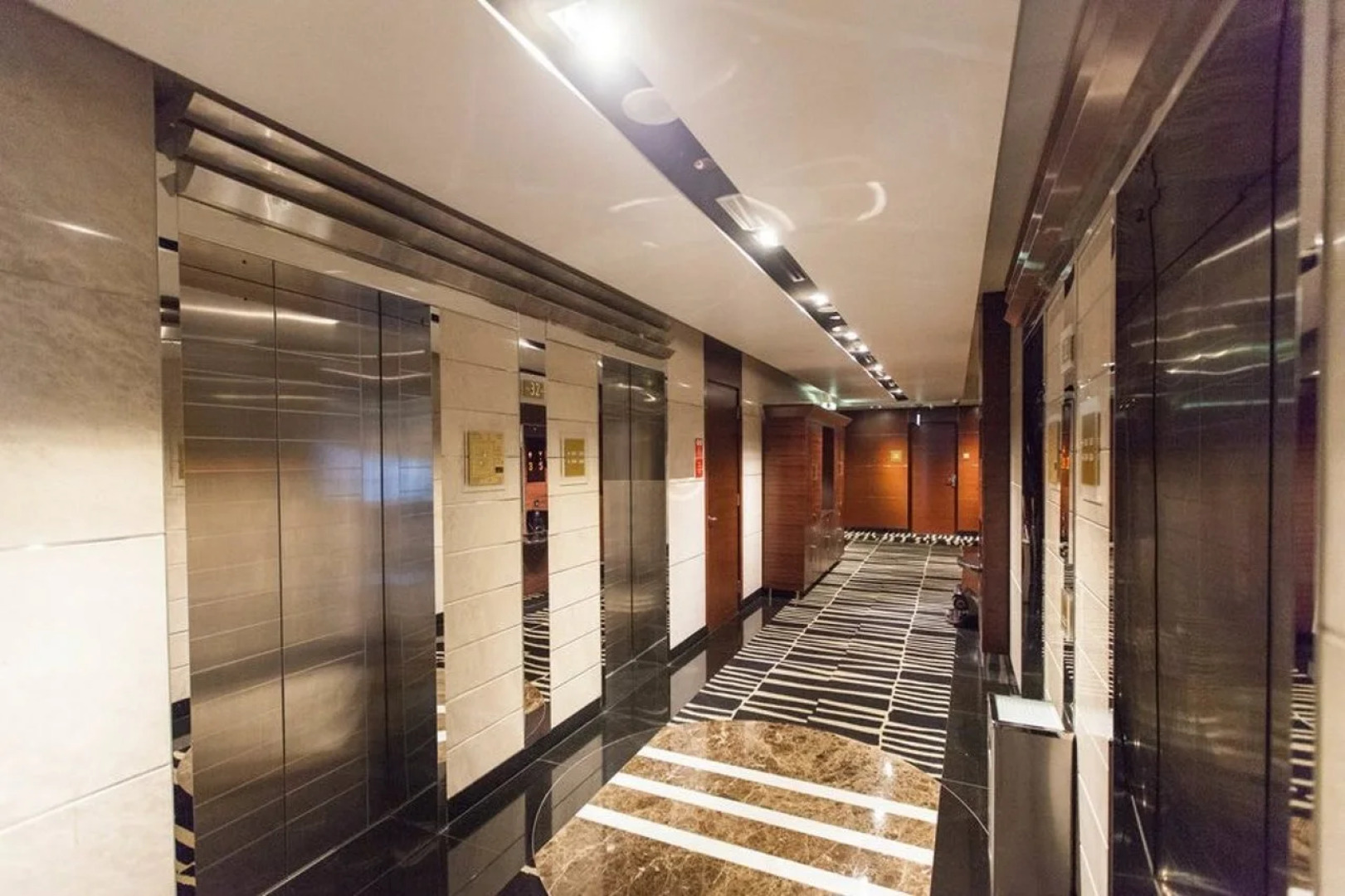 Отель Four Points by Sheraton Sheikh Zayed Road