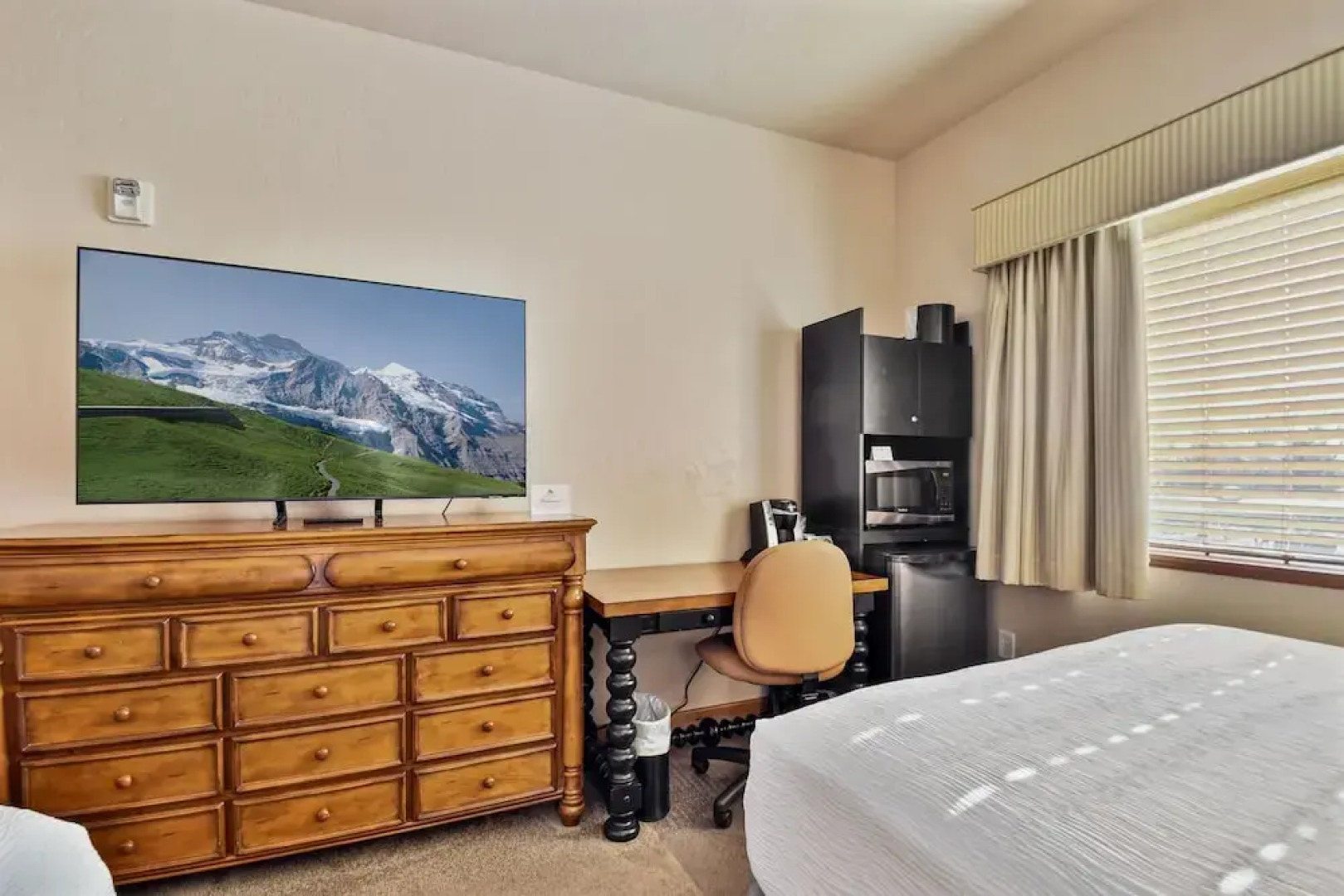 Villa 2057 2 Bed 2 Bath Full Kitchen 2 Bedroom Villa