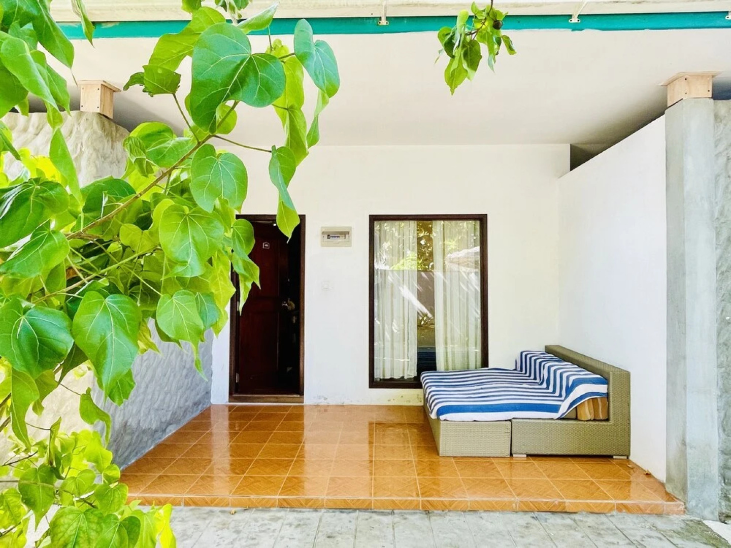 Madi Finolhu Guesthouse