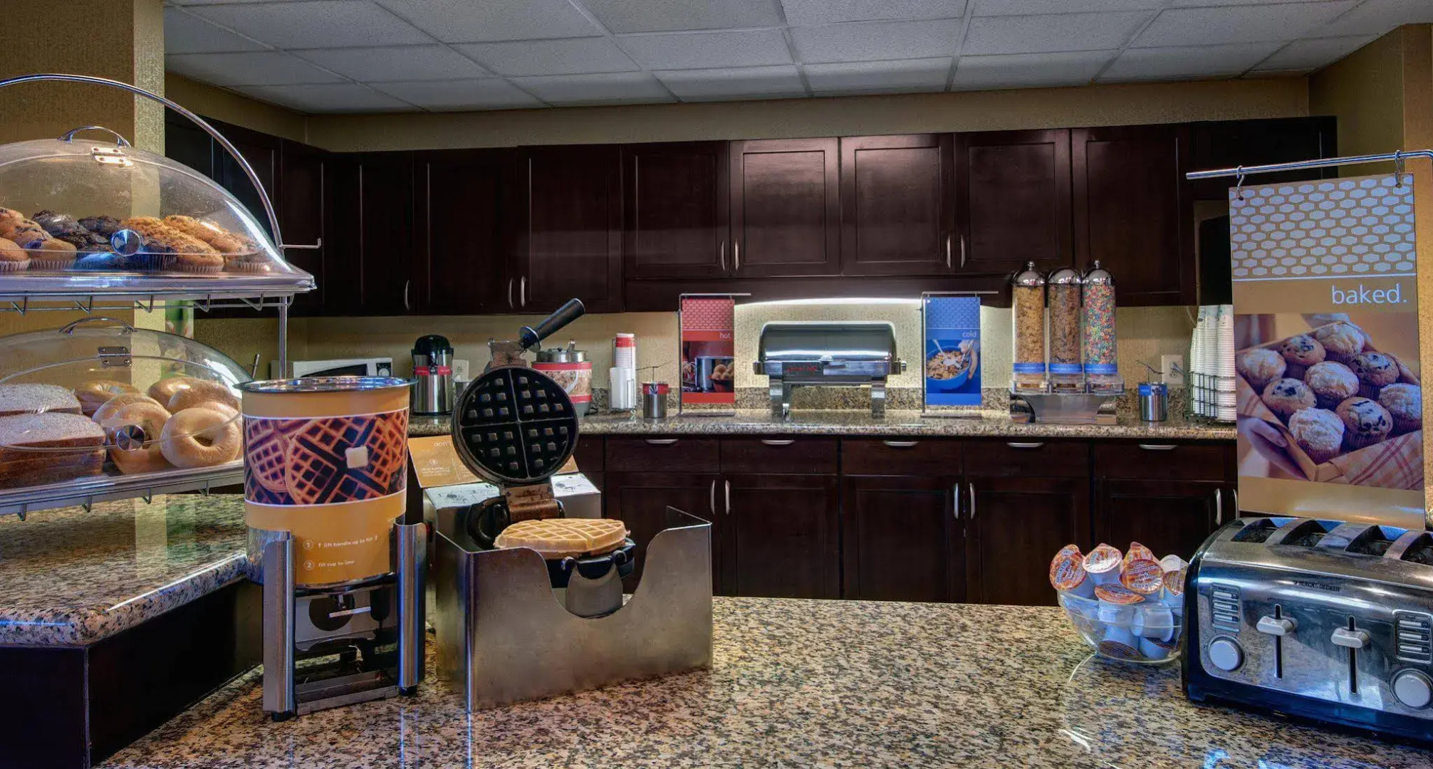 Hampton Inn & Suites Williamsburg-Richmond Rd.