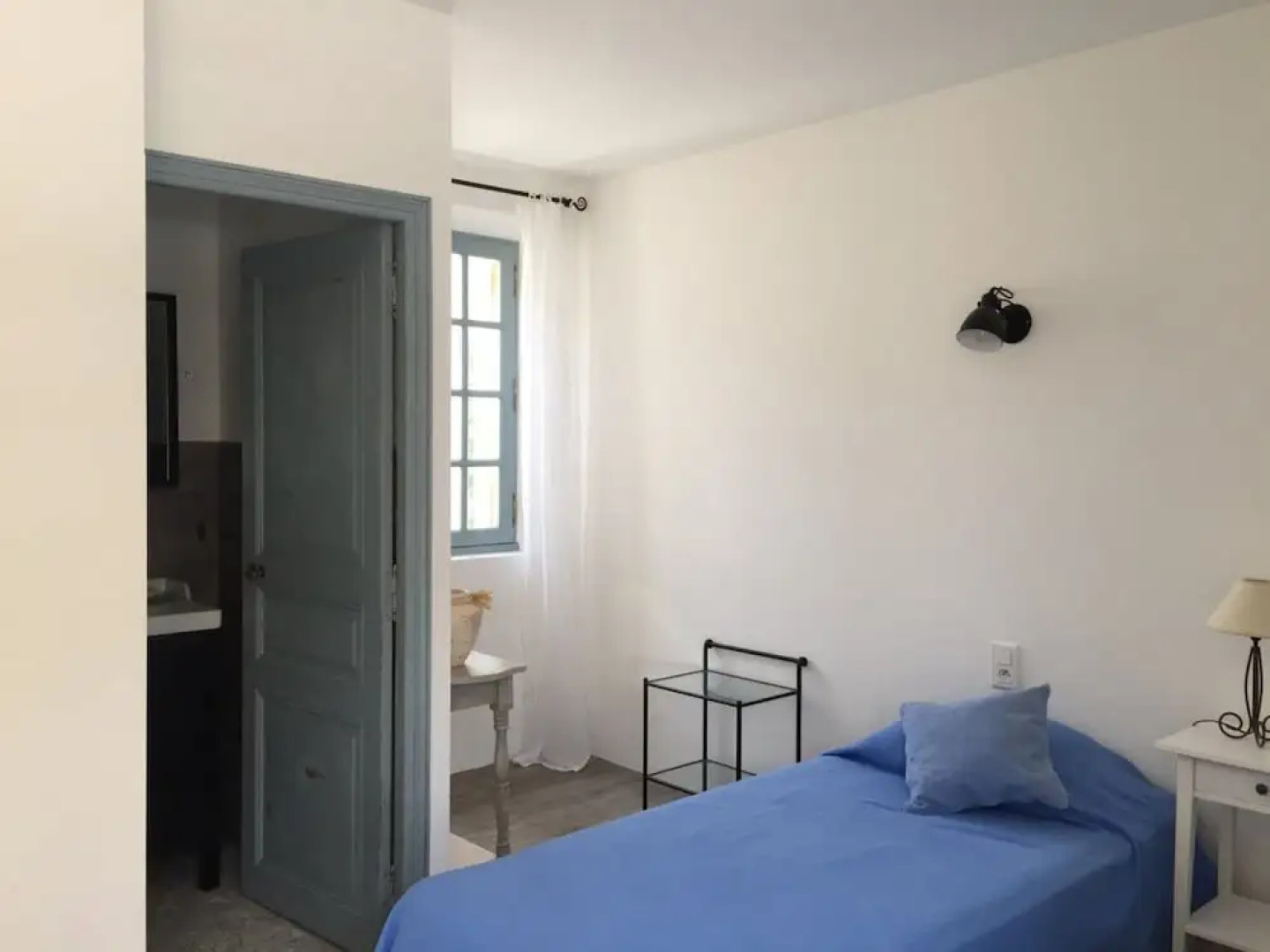 Luxurious Villa in Roussillon With Private Swimming Pool