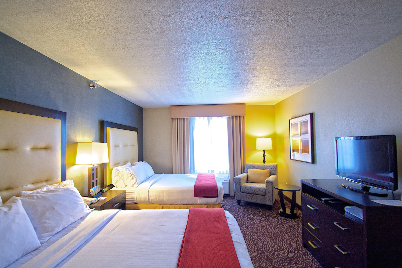 Holiday Inn Express & Suites Ogden by IHG