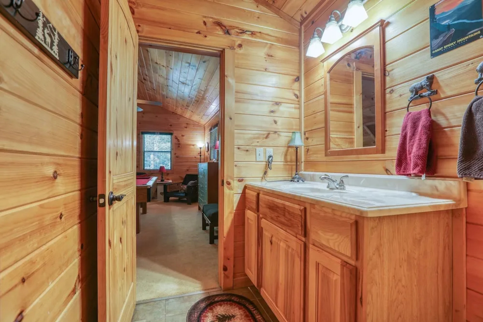 Elk Run On Cosby Creek - 2 Bedrooms, 2 Baths, Sleeps 7 Cabin by RedAwning