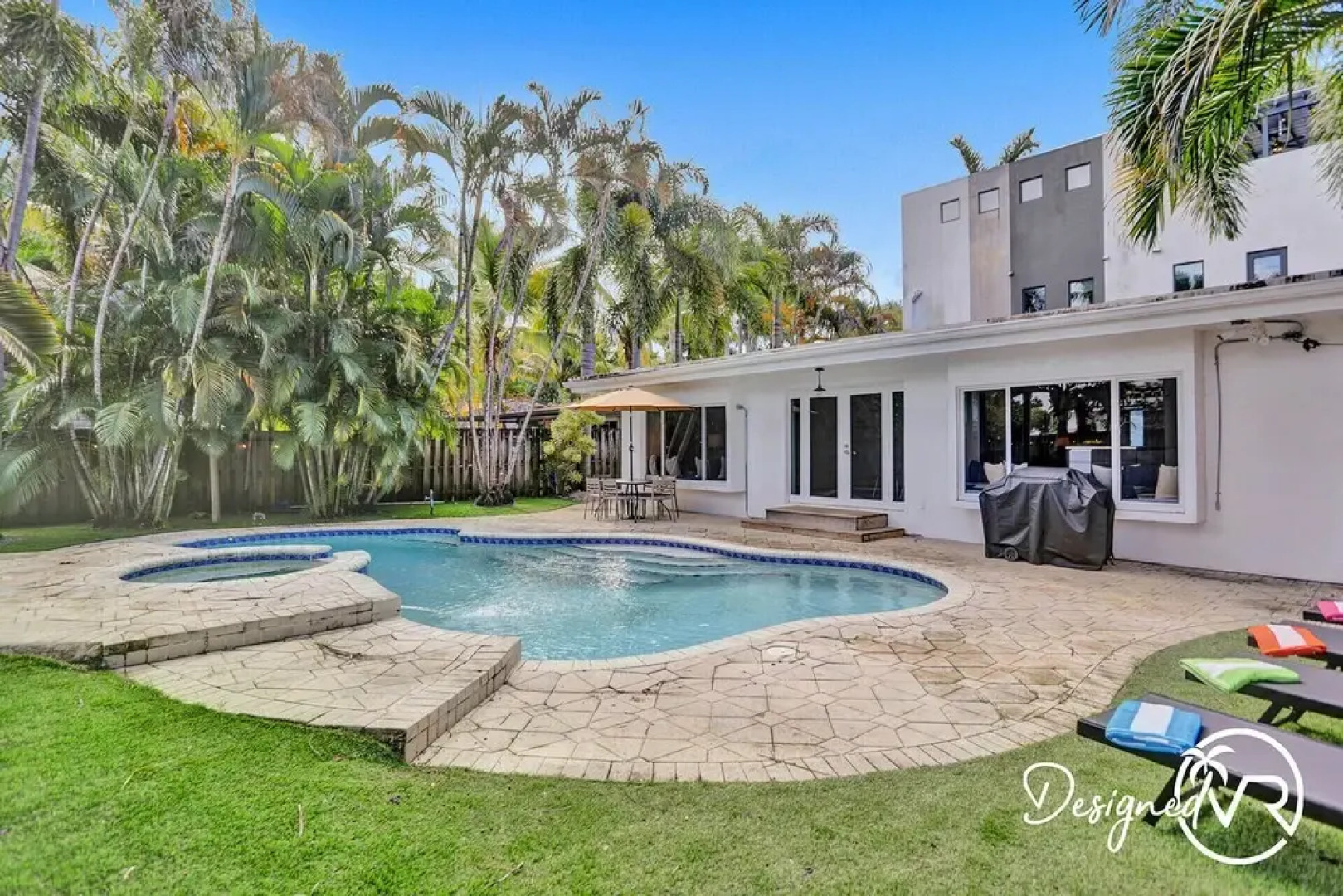 Stunning 5 BR with Heated Pool & Gaming