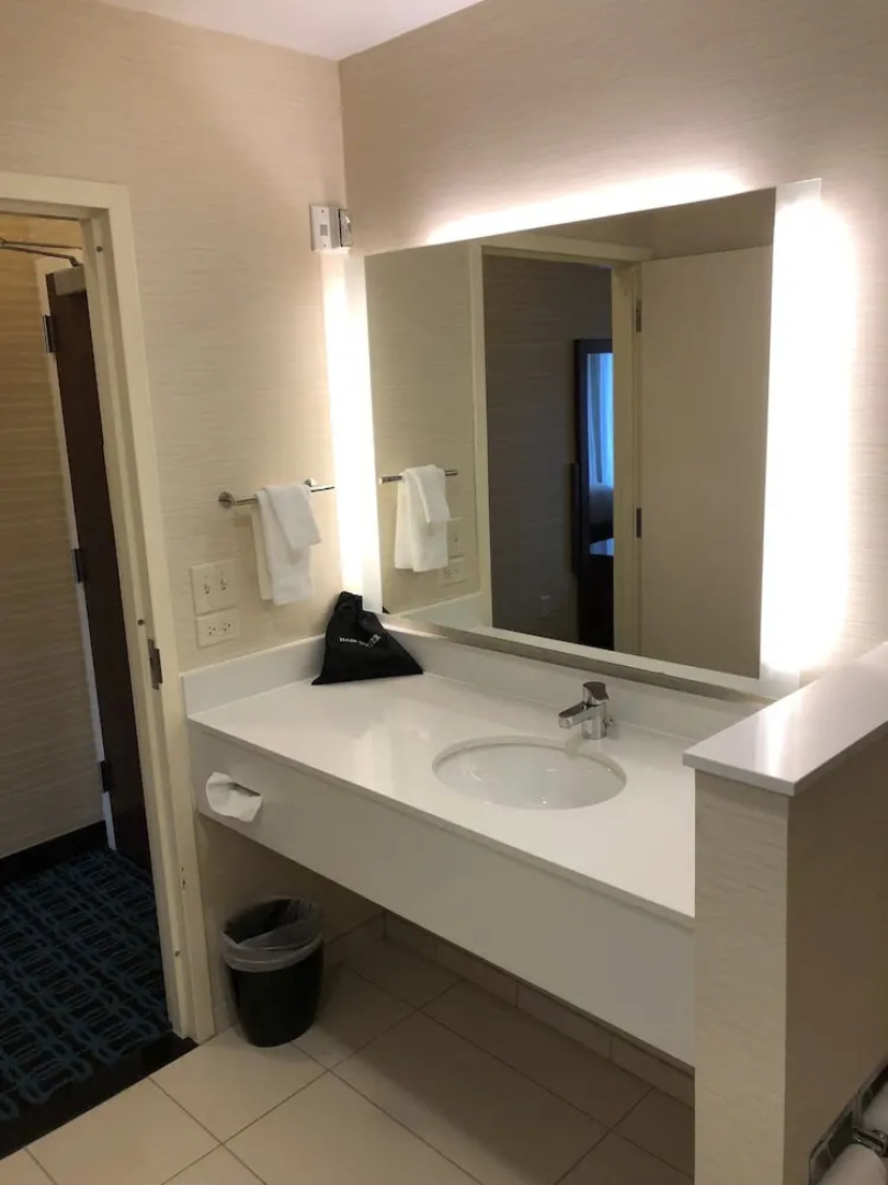 Fairfield Inn & Suites Decorah