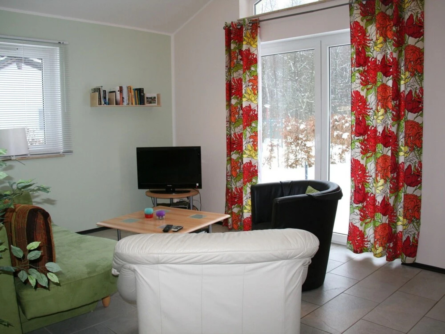 Bungalow Near Eifel Ski Lift