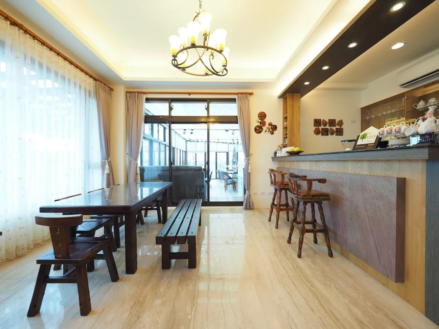 Sakura Bed and Breakfast