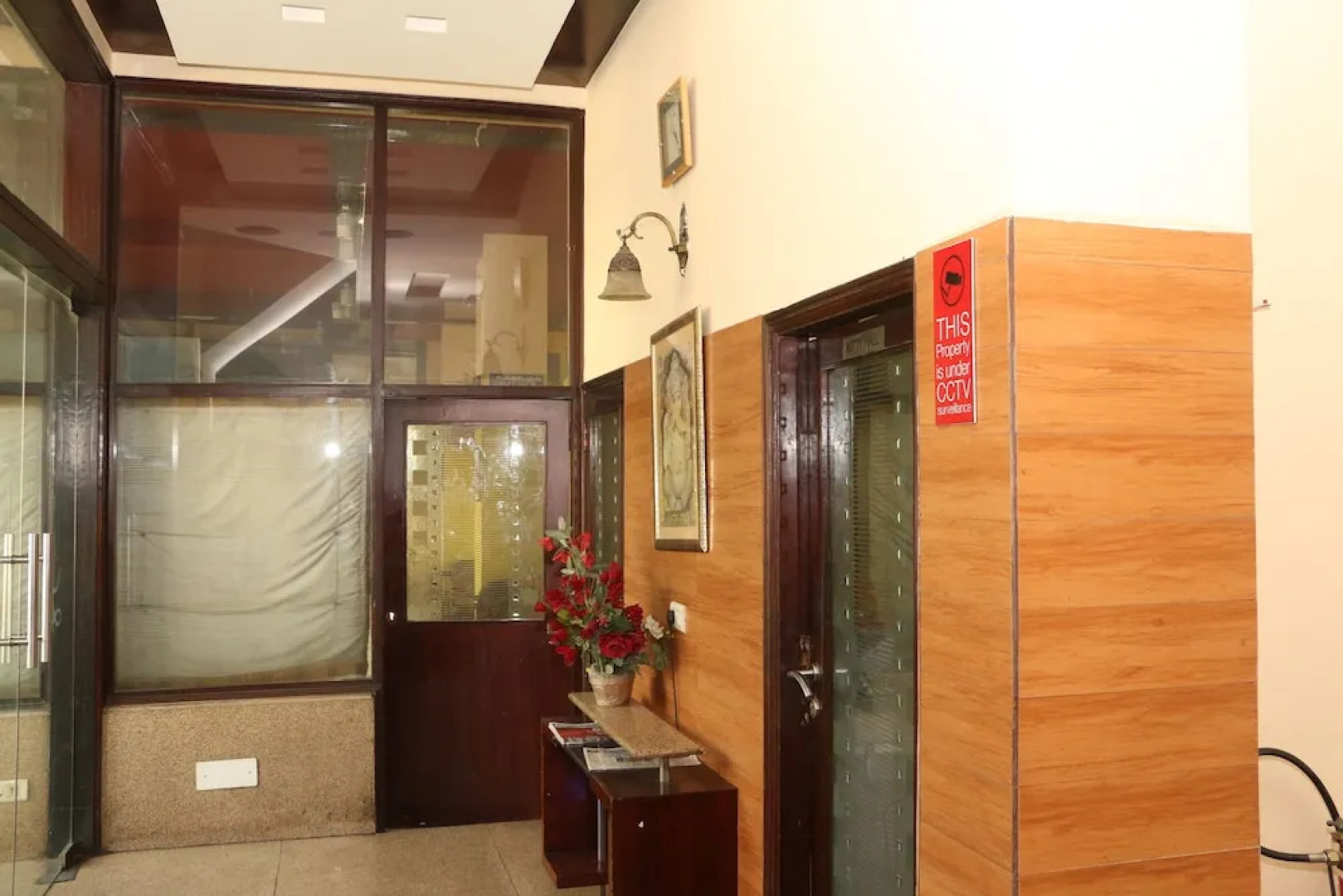 OYO 1072 Hotel Leela Classic