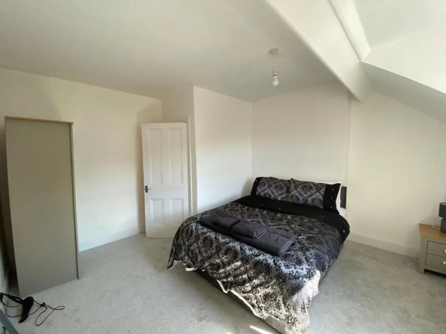 4 Bed Maisonette near the Travelodge colwyn bay