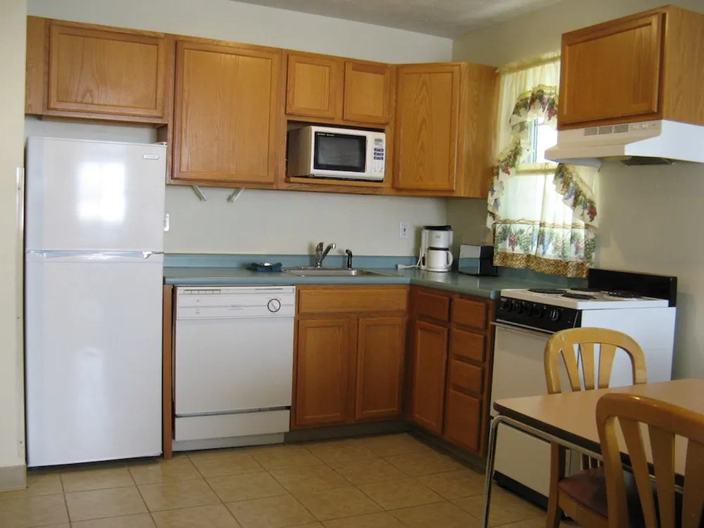 Handys Extended Stay Suites