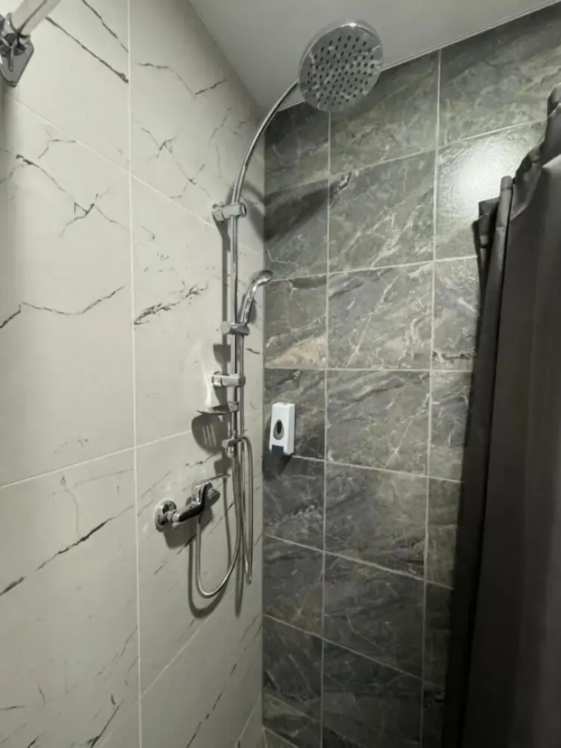 Room-1 Numeris Apartamentai su Balkonu