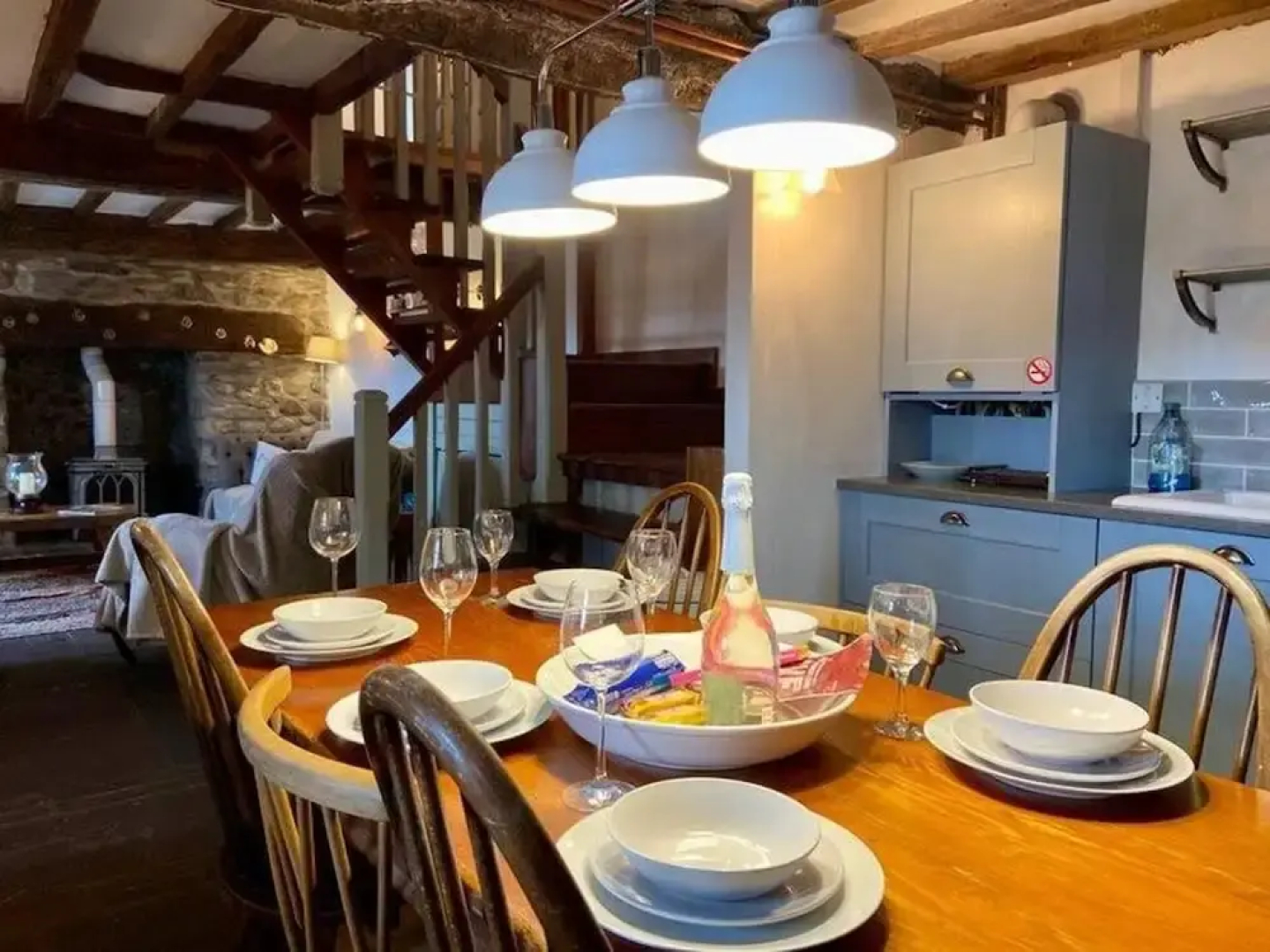 Idlewild Animal Sanctuary Farmhouse Stay - Charity