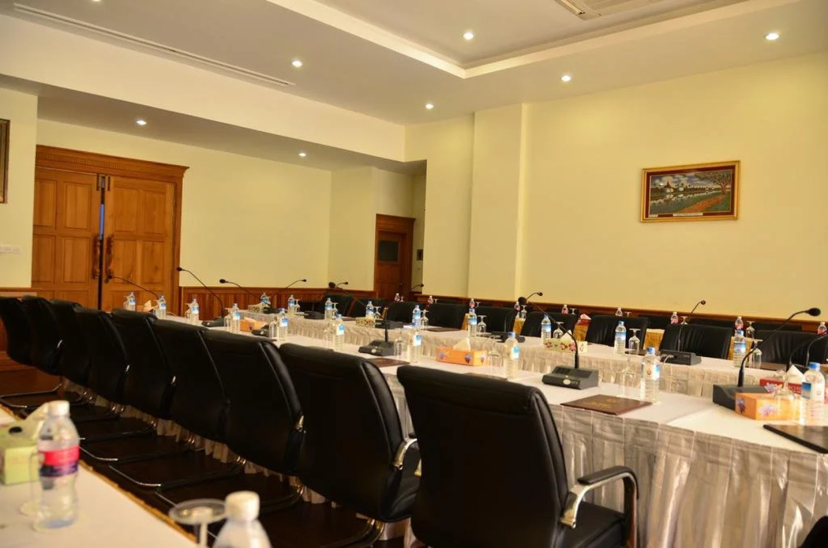 Sky Place Hotel and Cafe Flight