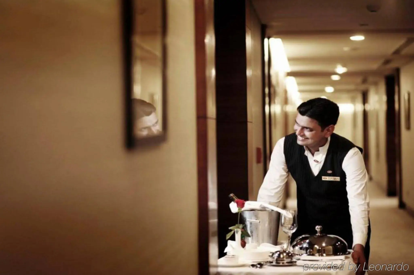 Crowne Plaza Hotel Gurgaon by IHG