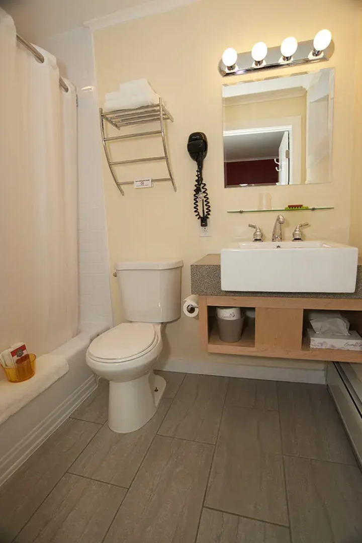 Sleep Woodstock Motel