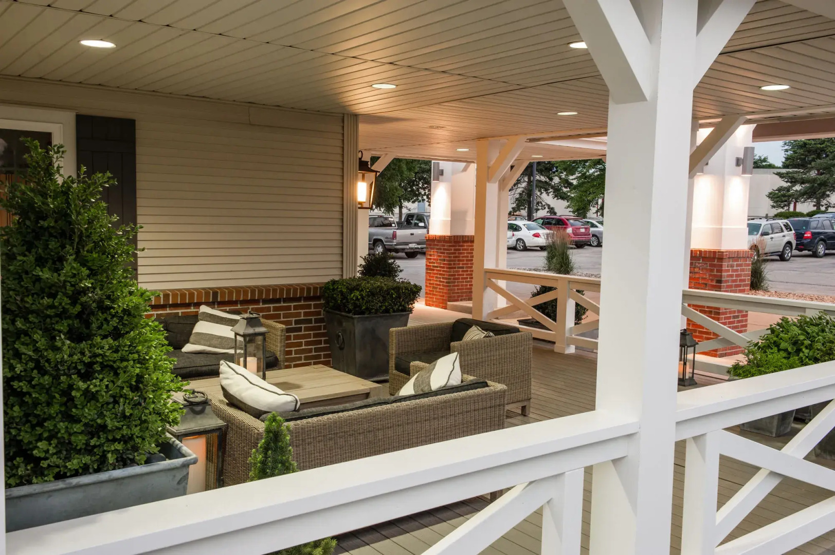 Best Western Plus University Park Inn & Suites