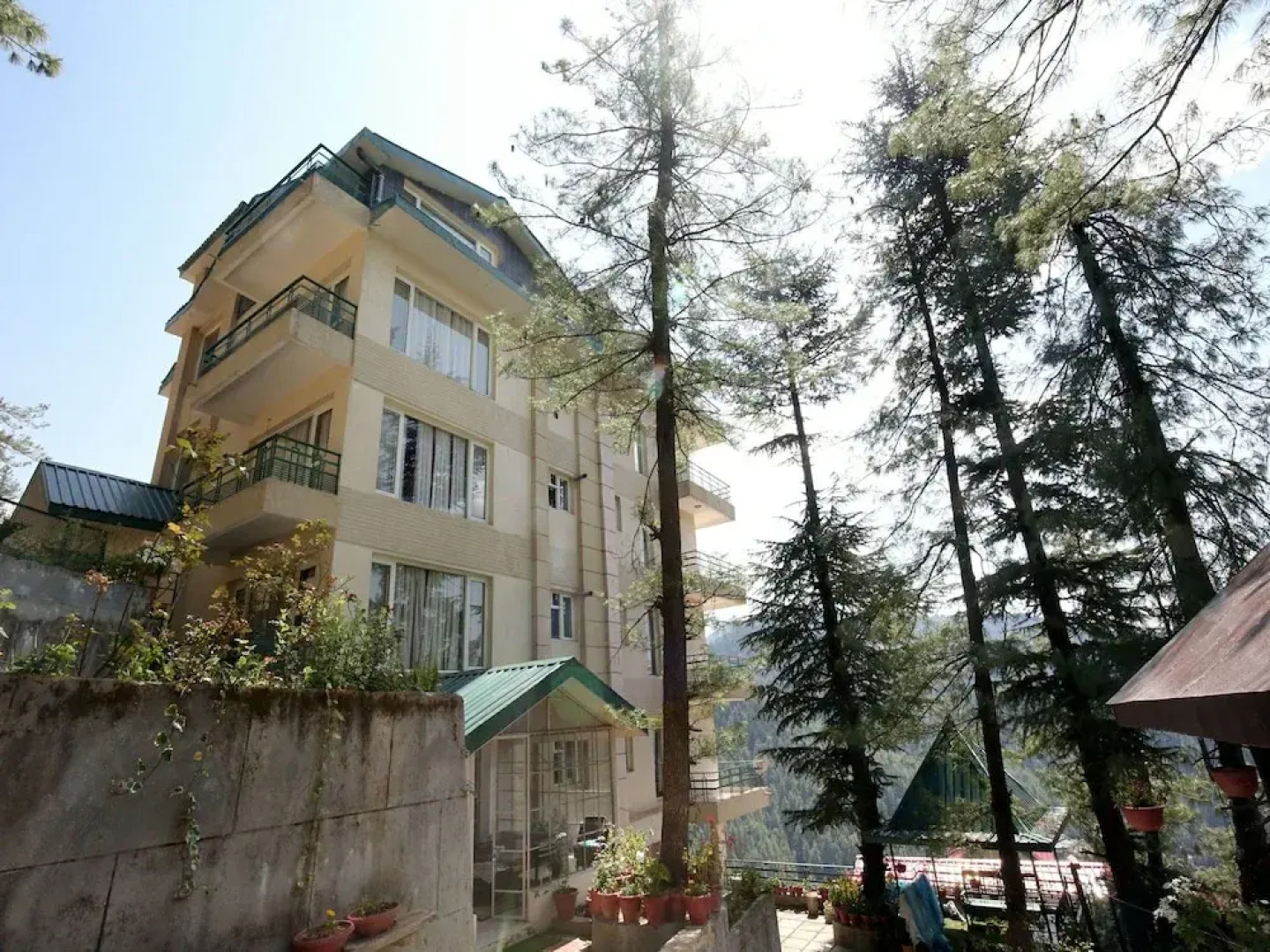 OYO 12878 Home 3BHK Mashobara Valley