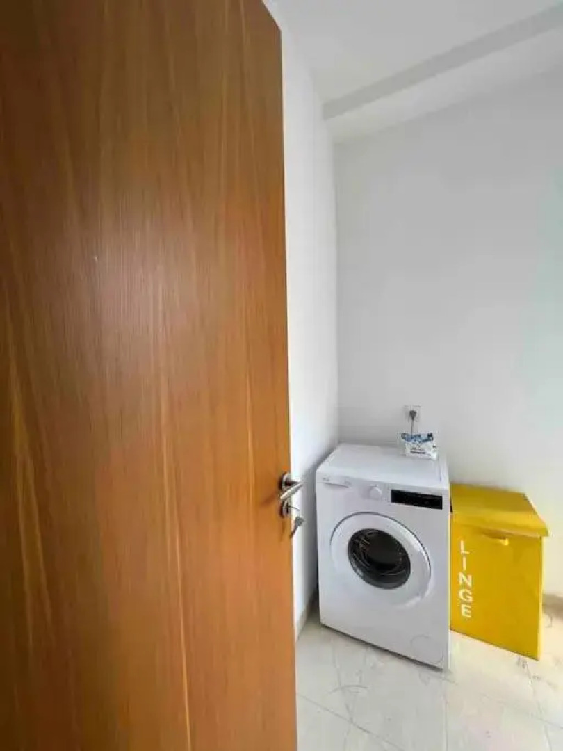 Beautiful 2beds apartment with swim pool in marina