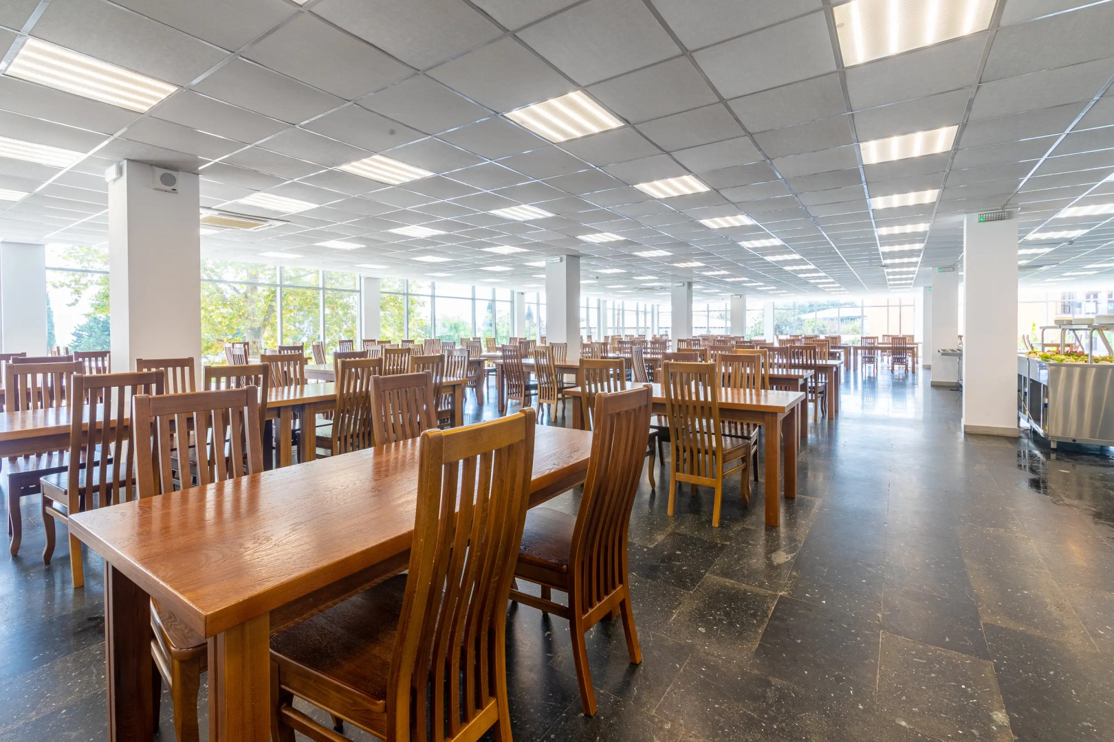 Апсны (Гудаута), отель (Абазинская, 2а)