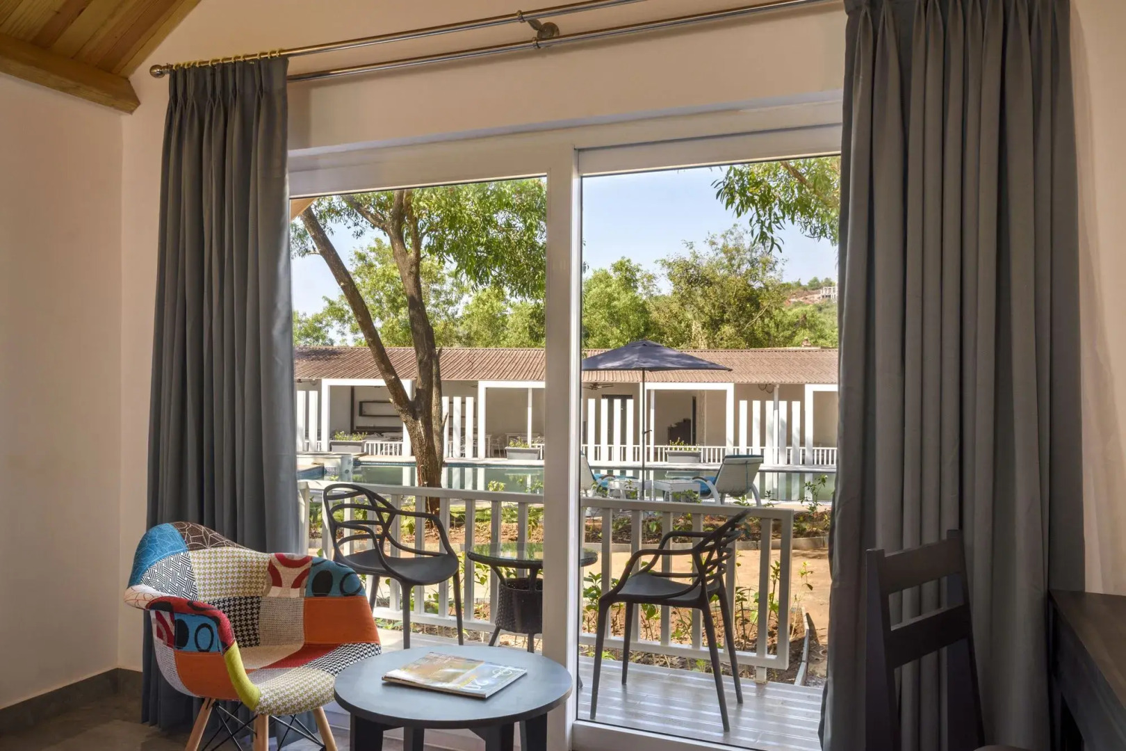 White woods Resort & Spa