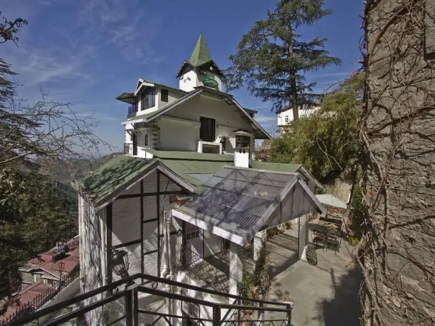 Treebo Trend The Alpine Heritage Residency