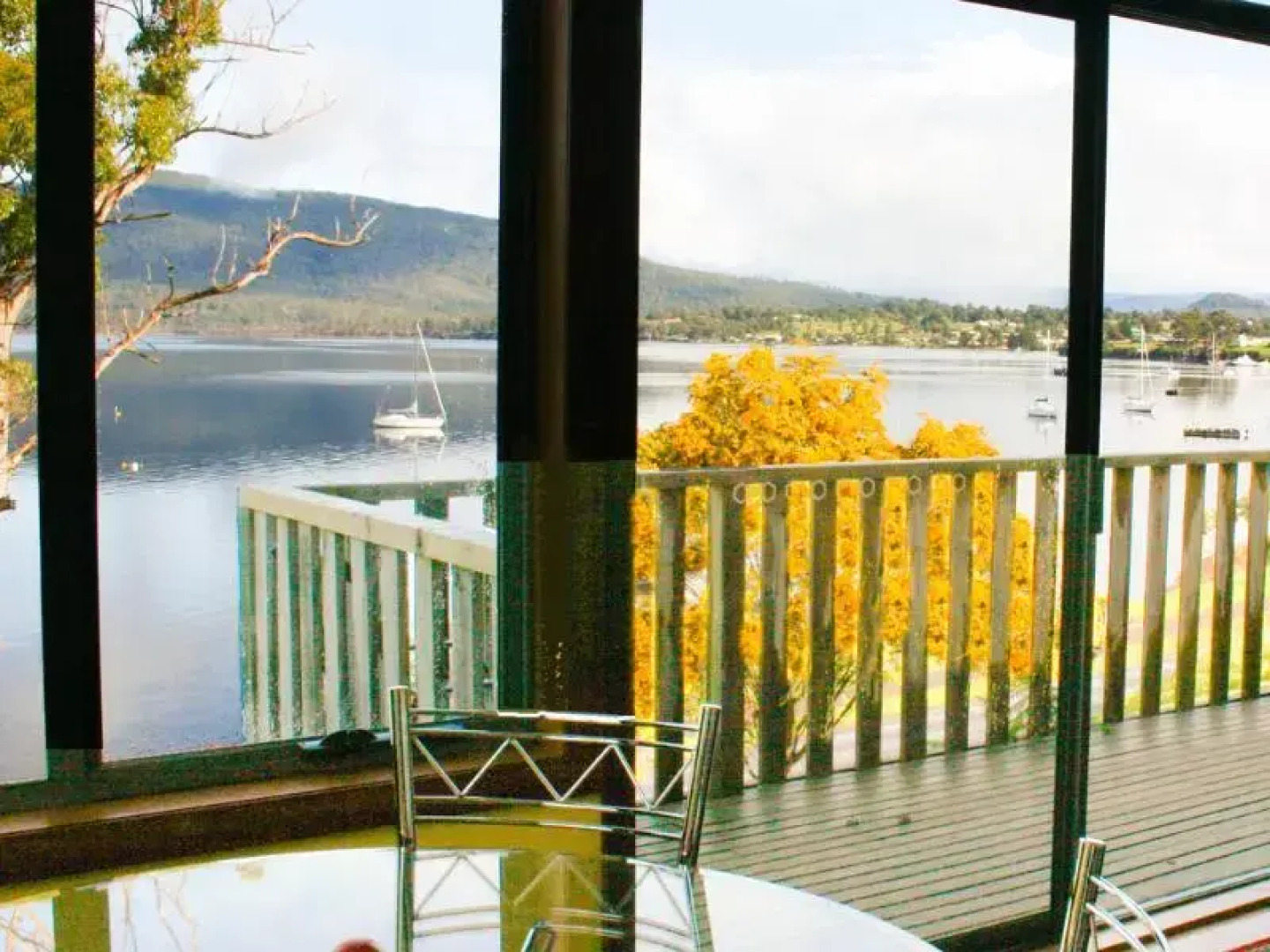 Essentially Tas - Dover Accommodation