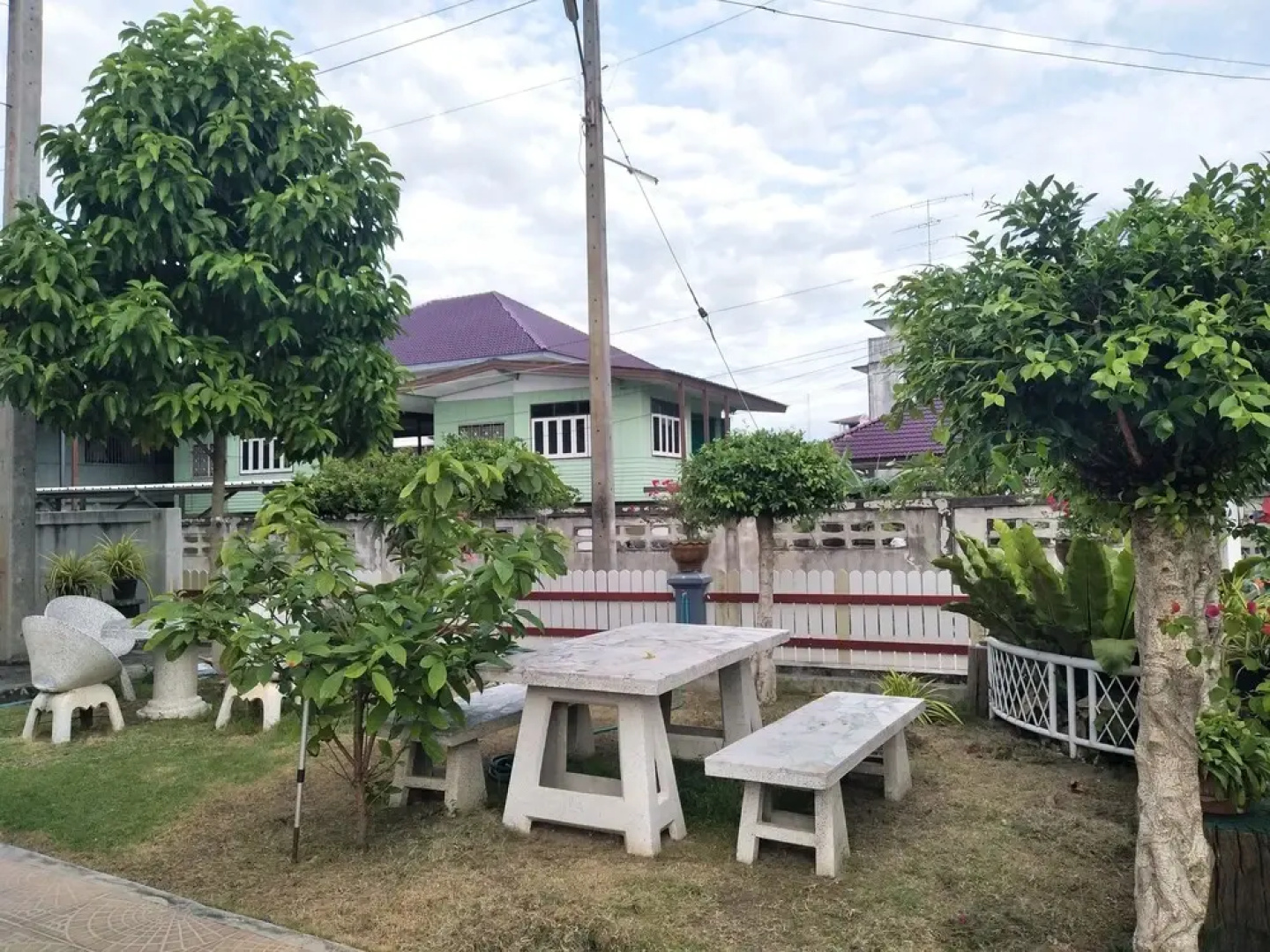 Kularb Service Mansion