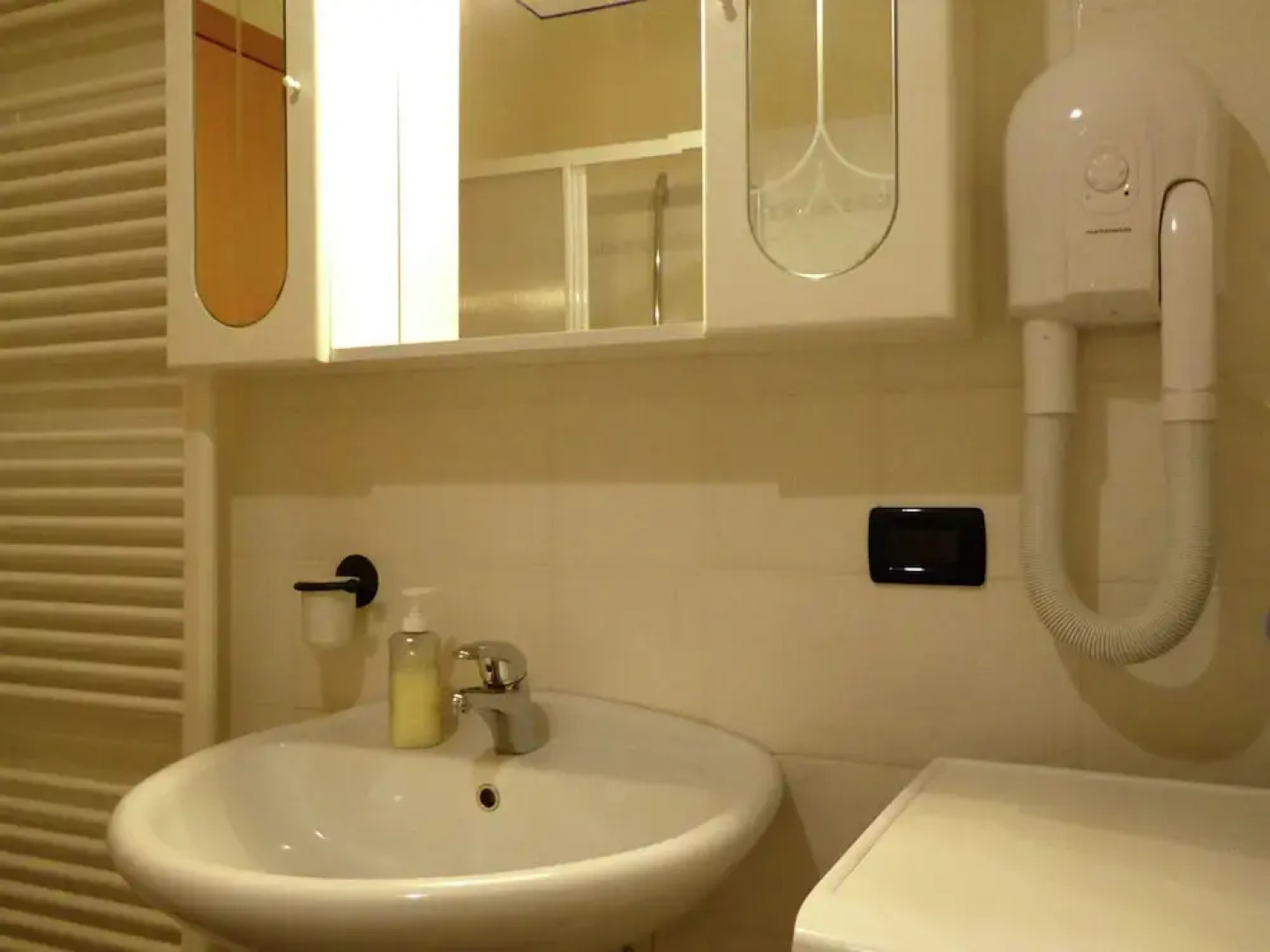 Rustically Decorated, Stylish Property