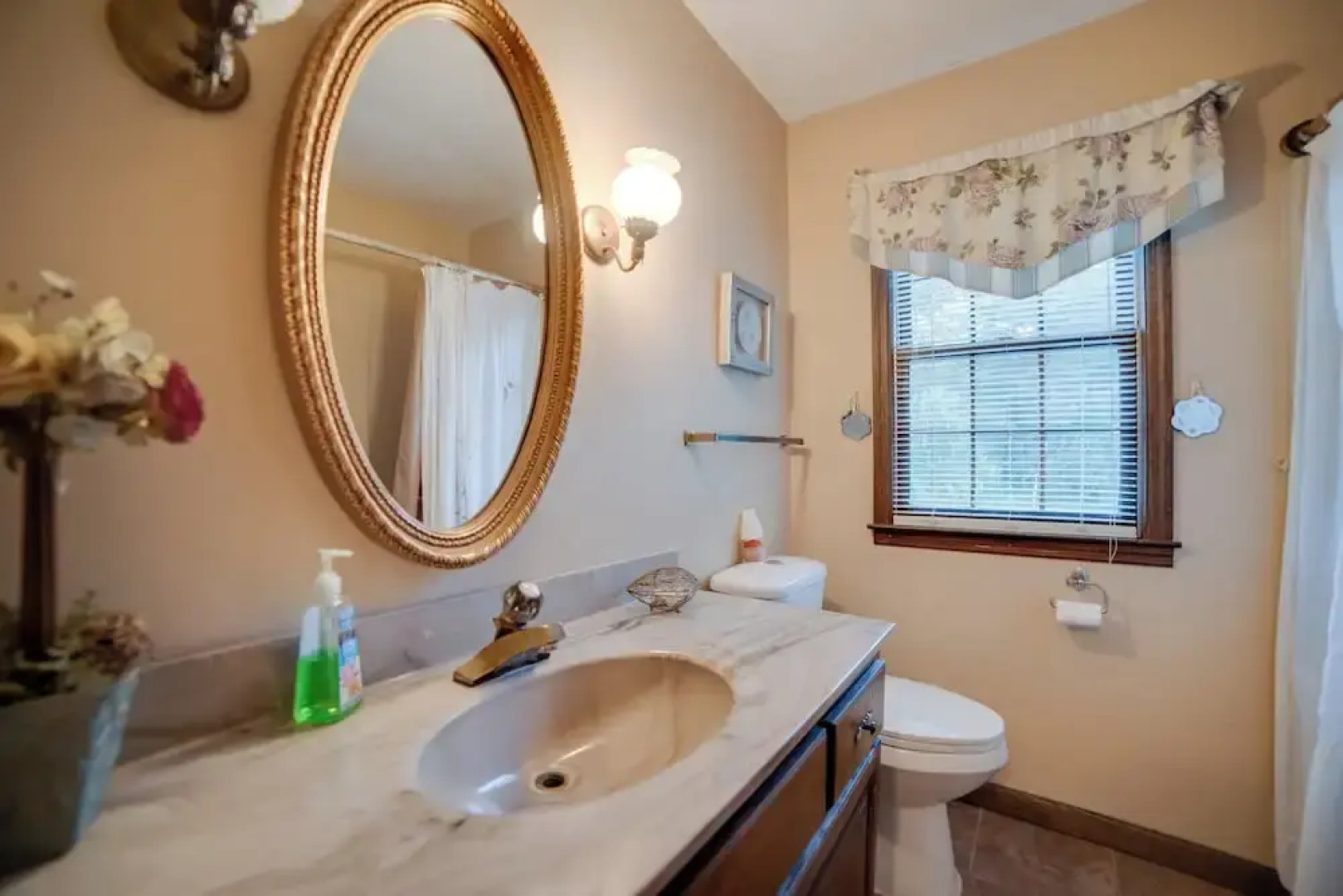 Dayton Home w/ Pool & Deck on 37 Private Acres!