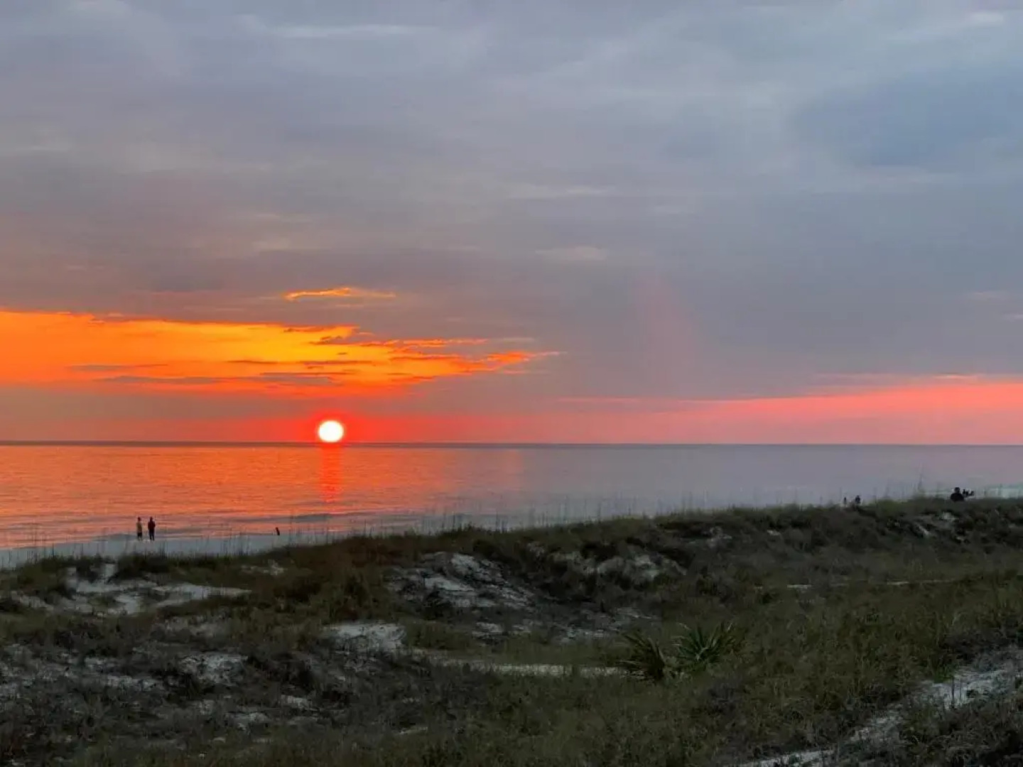 Key Lime Cottage - 1930's Cottage Steps from the Sand
