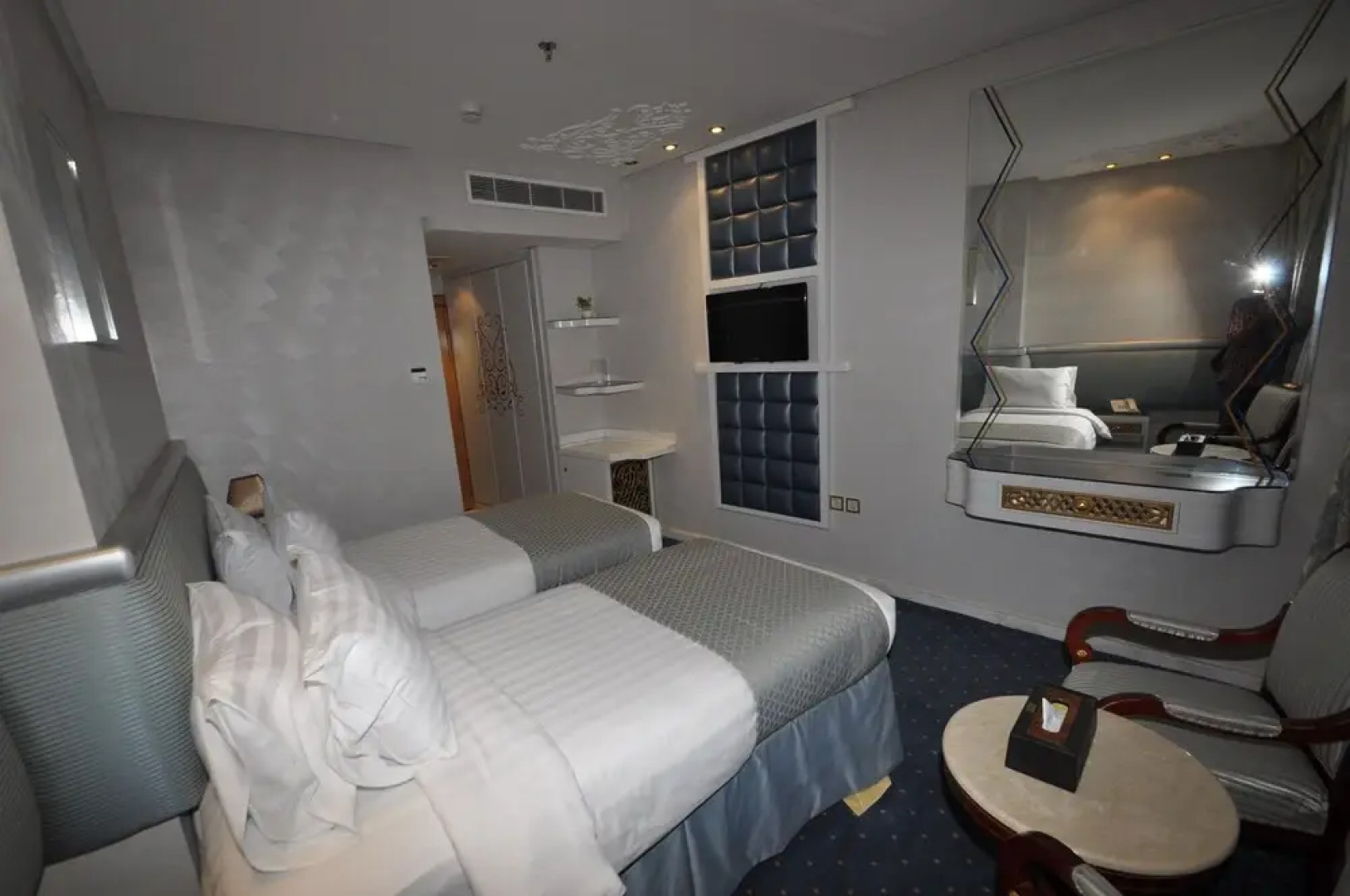 Tofel Kendla Al Azizia Hotel