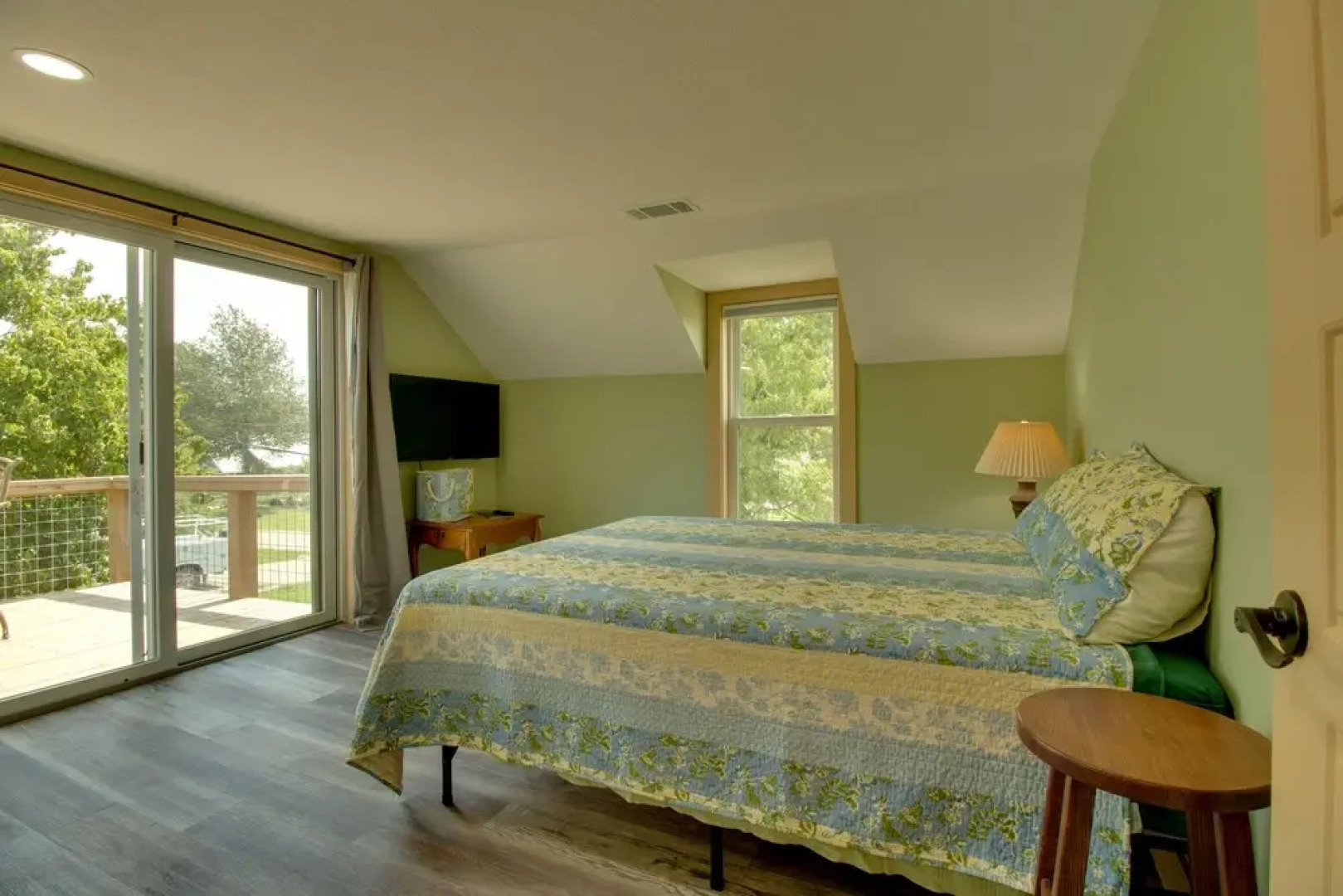 Unique Cotter Getaway w/ Deck & Outdoor Dining!