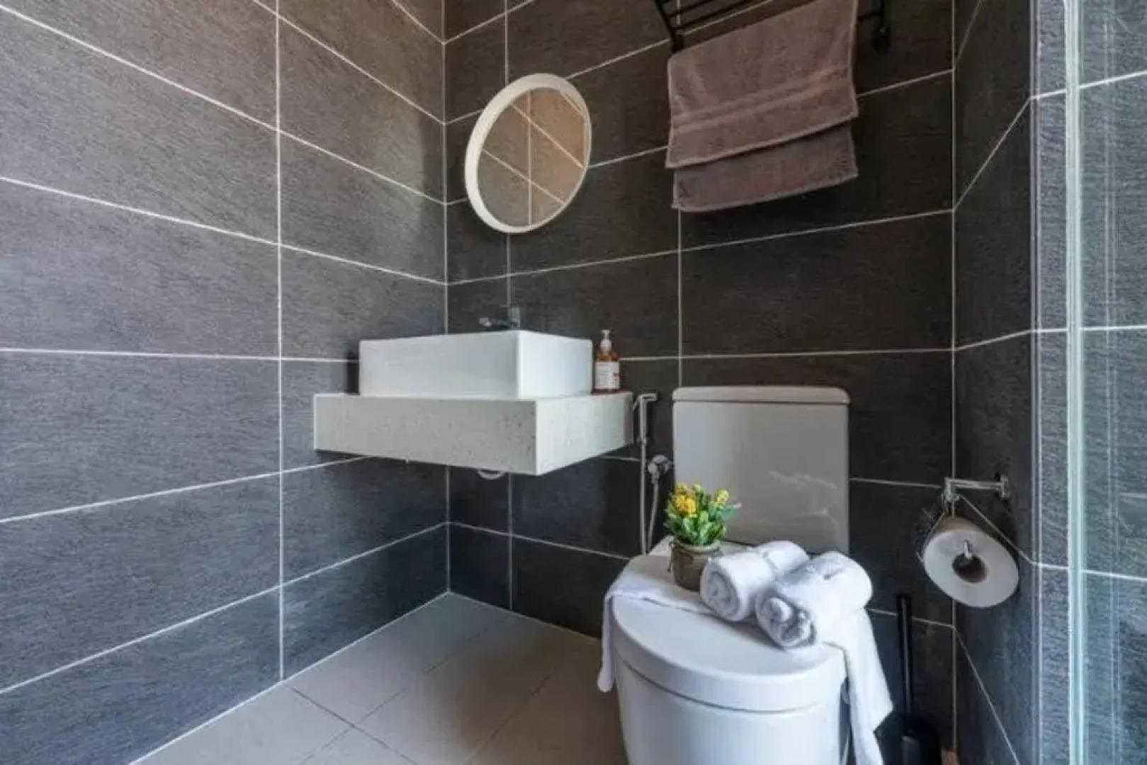 Cozy Mayfair Homestay