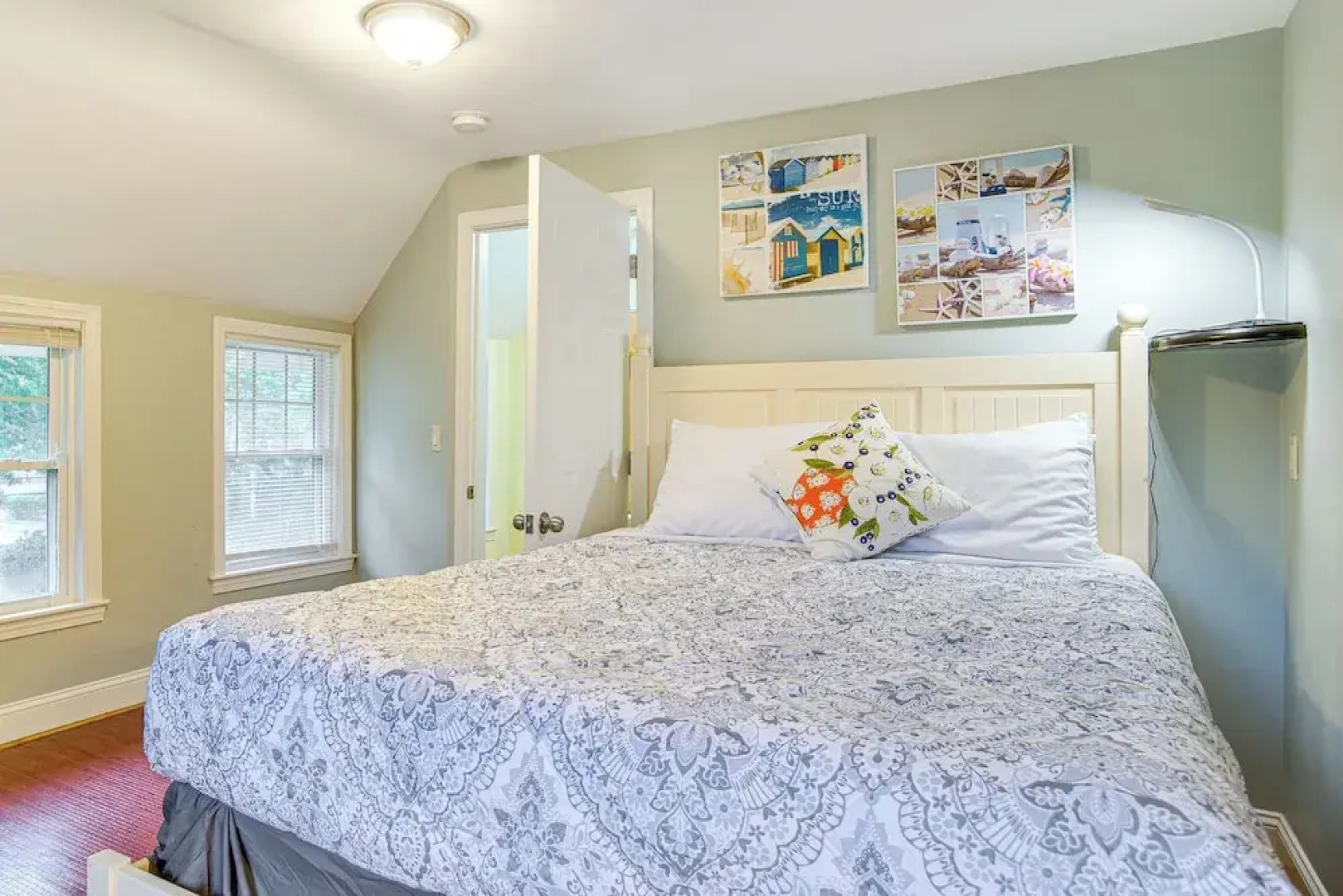 < Half-mi to Shore: Harwich Port Beach House