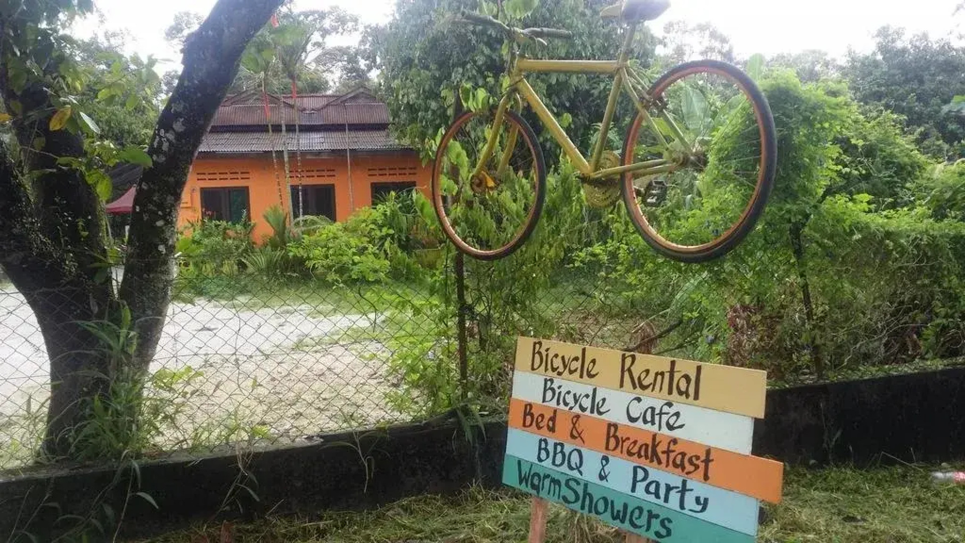 Titi Teras Village House