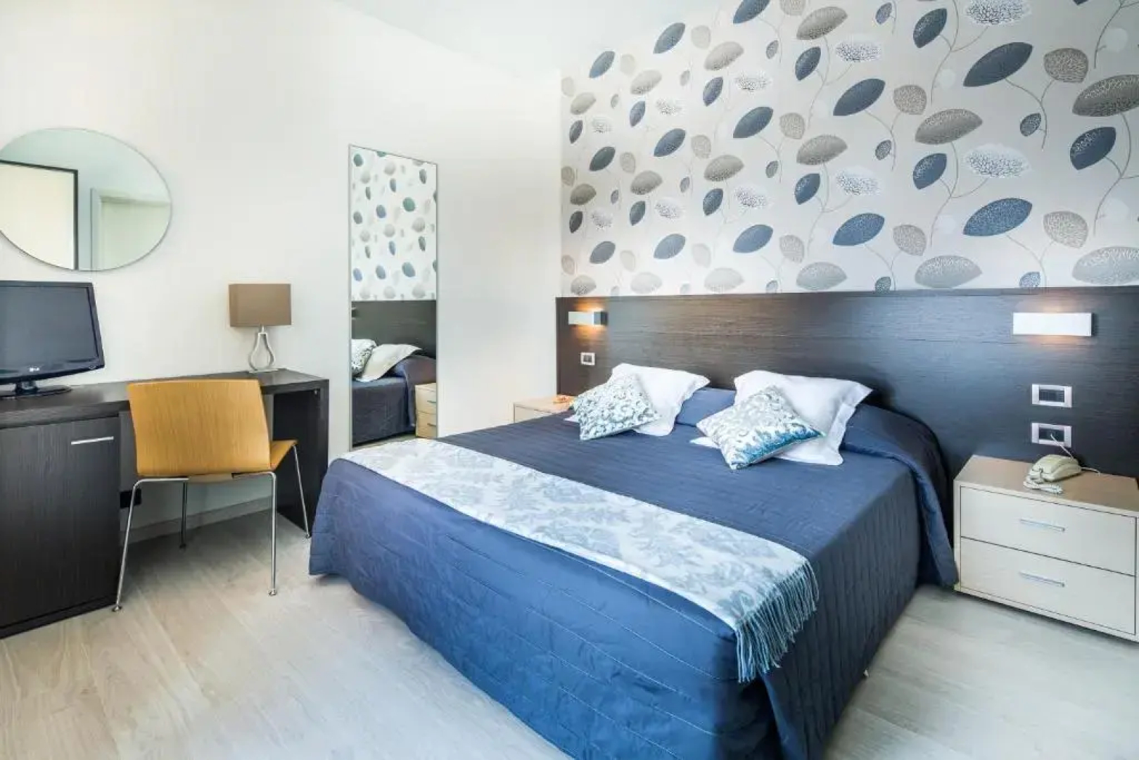 Hotel Jolanda