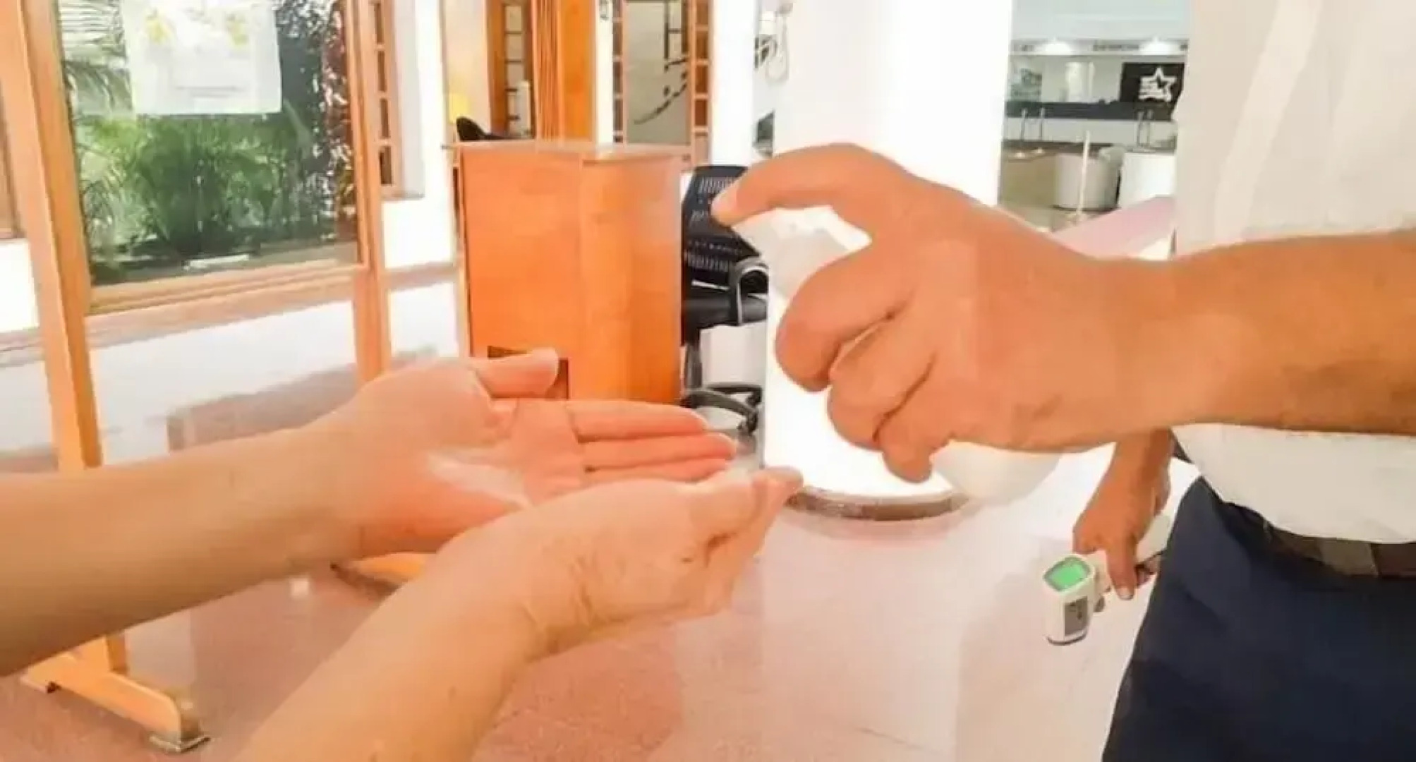 Hotel Cristina Suites