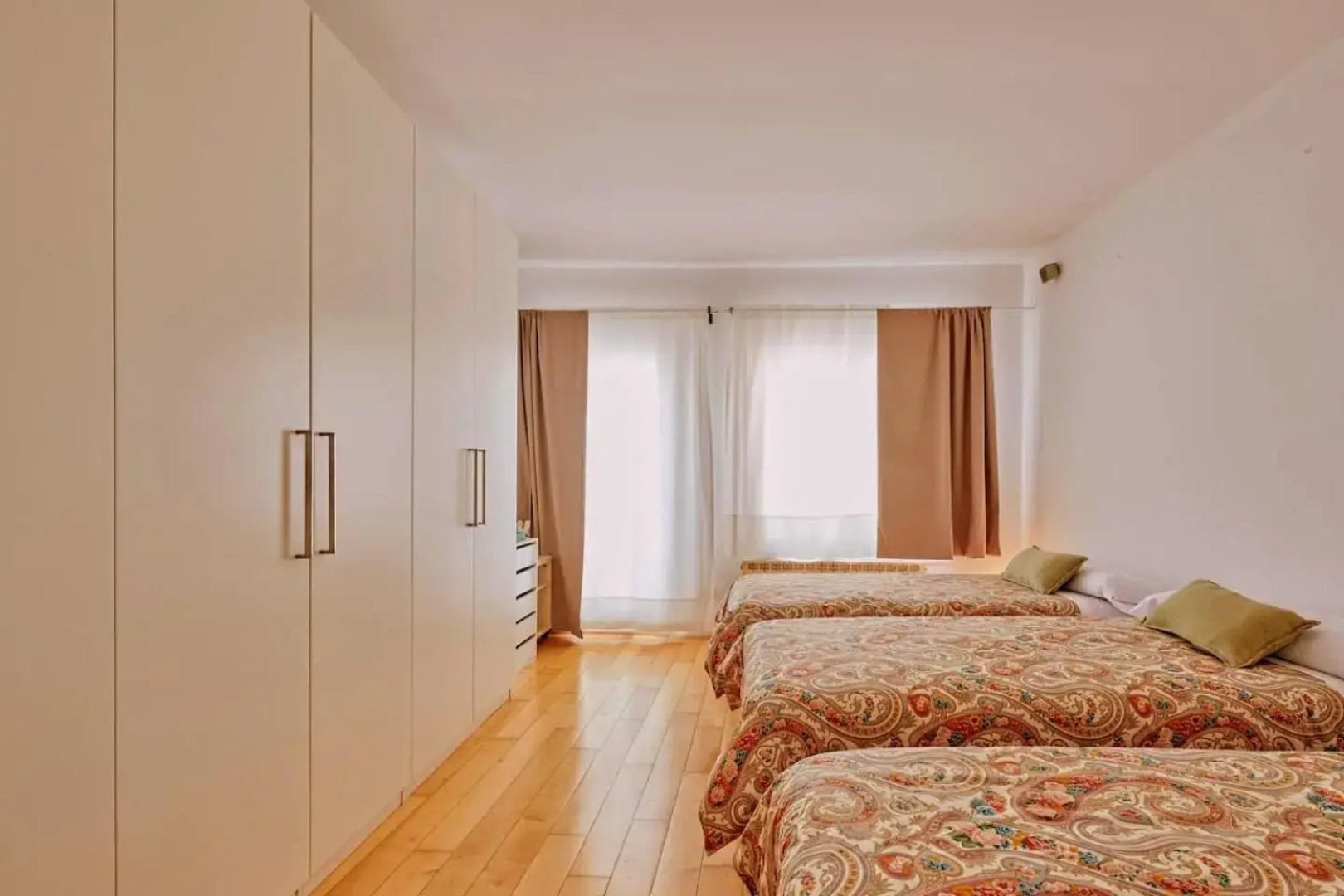 Casa de Pueblo junto Barcelona Centro